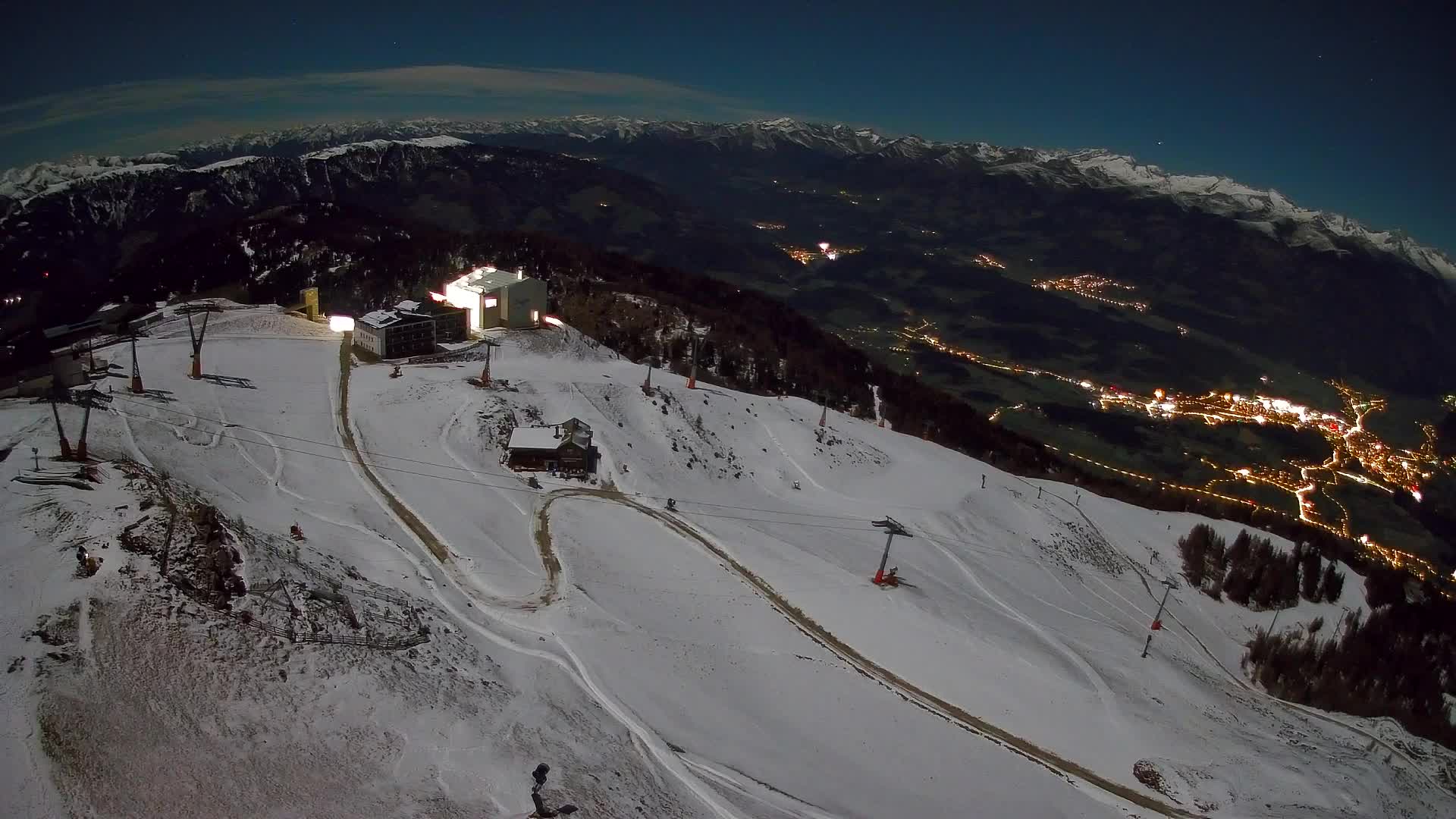 Station de ski Kronplatz sommet | vue sur Brunico