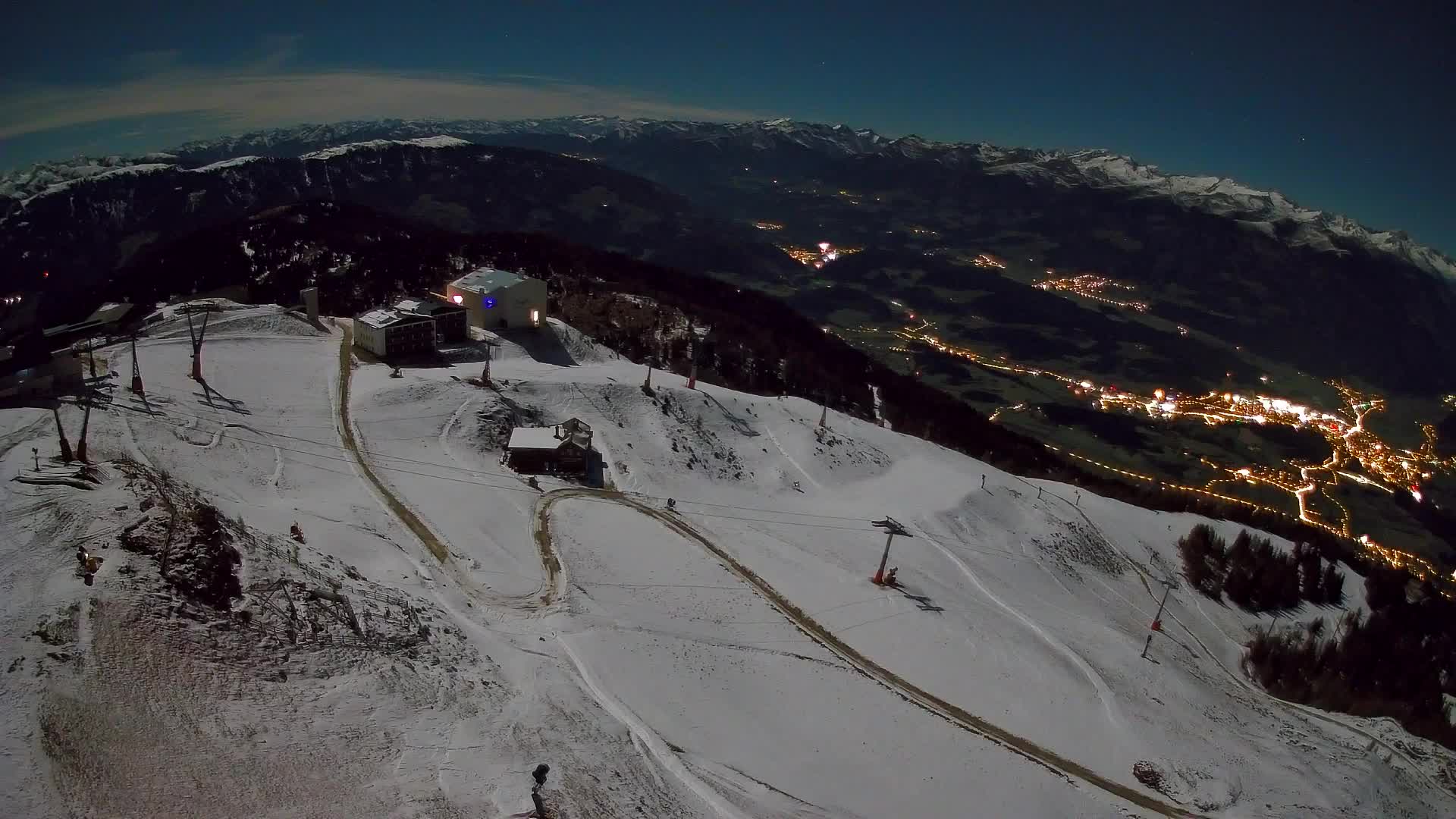 Skigebiet Kronplatz Gipfel | Blick auf Bruneck