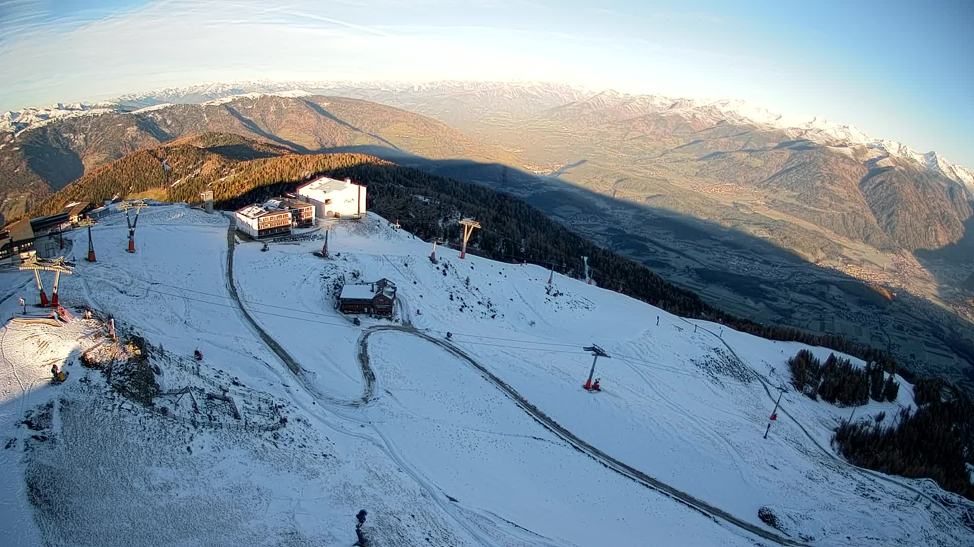 Skigebiet Kronplatz Gipfel | Blick auf Bruneck