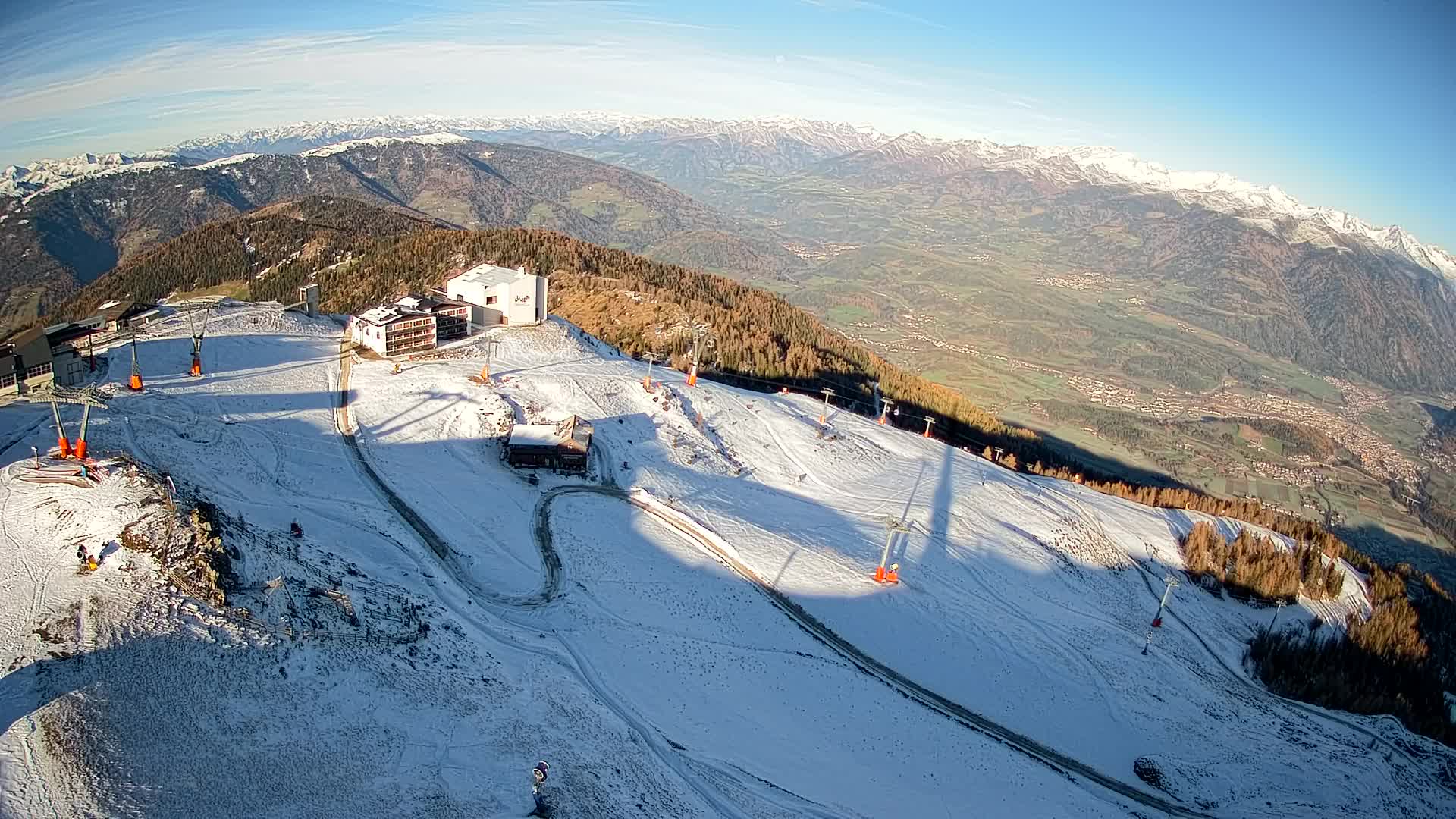 Skigebiet Kronplatz Gipfel | Blick auf Bruneck