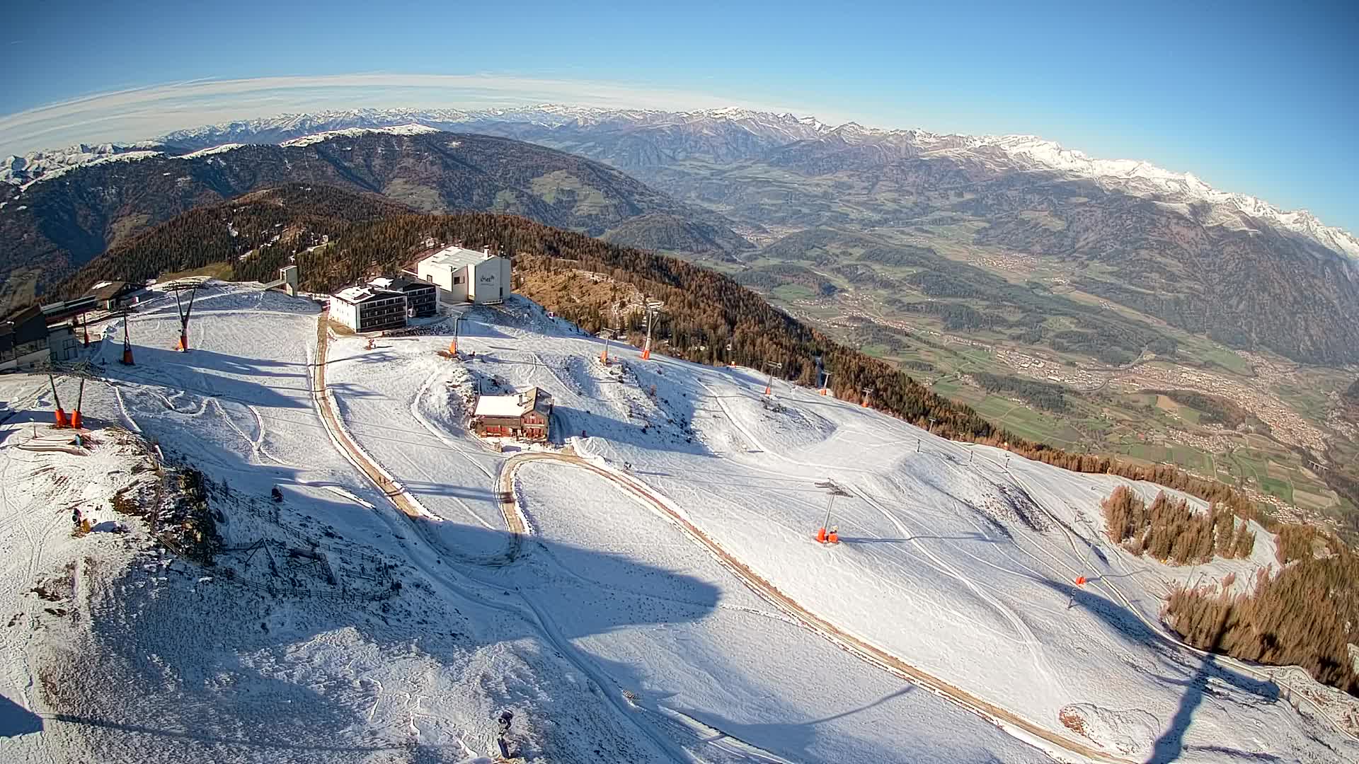 Skigebiet Kronplatz Gipfel | Blick auf Bruneck