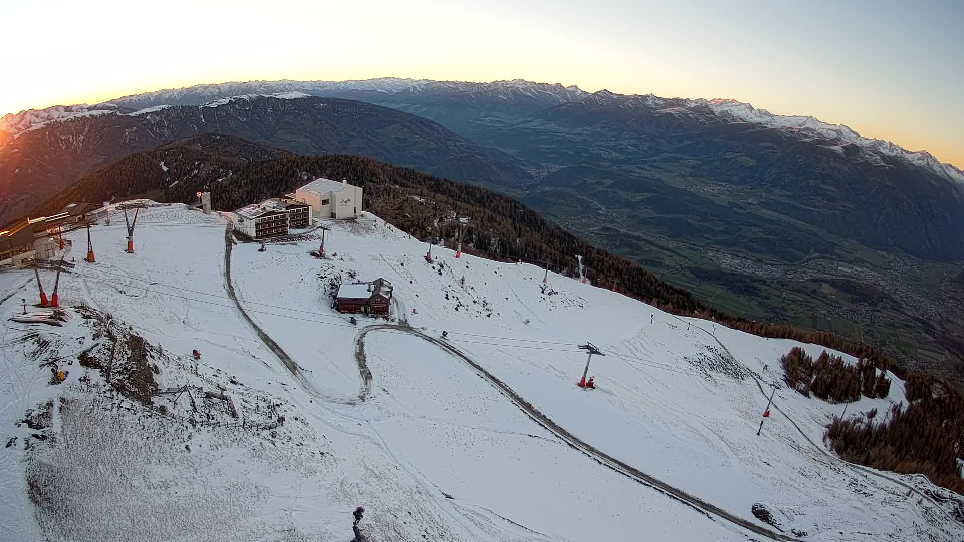 Smučišče Kronplatz – vrh | pogled na Bruneck