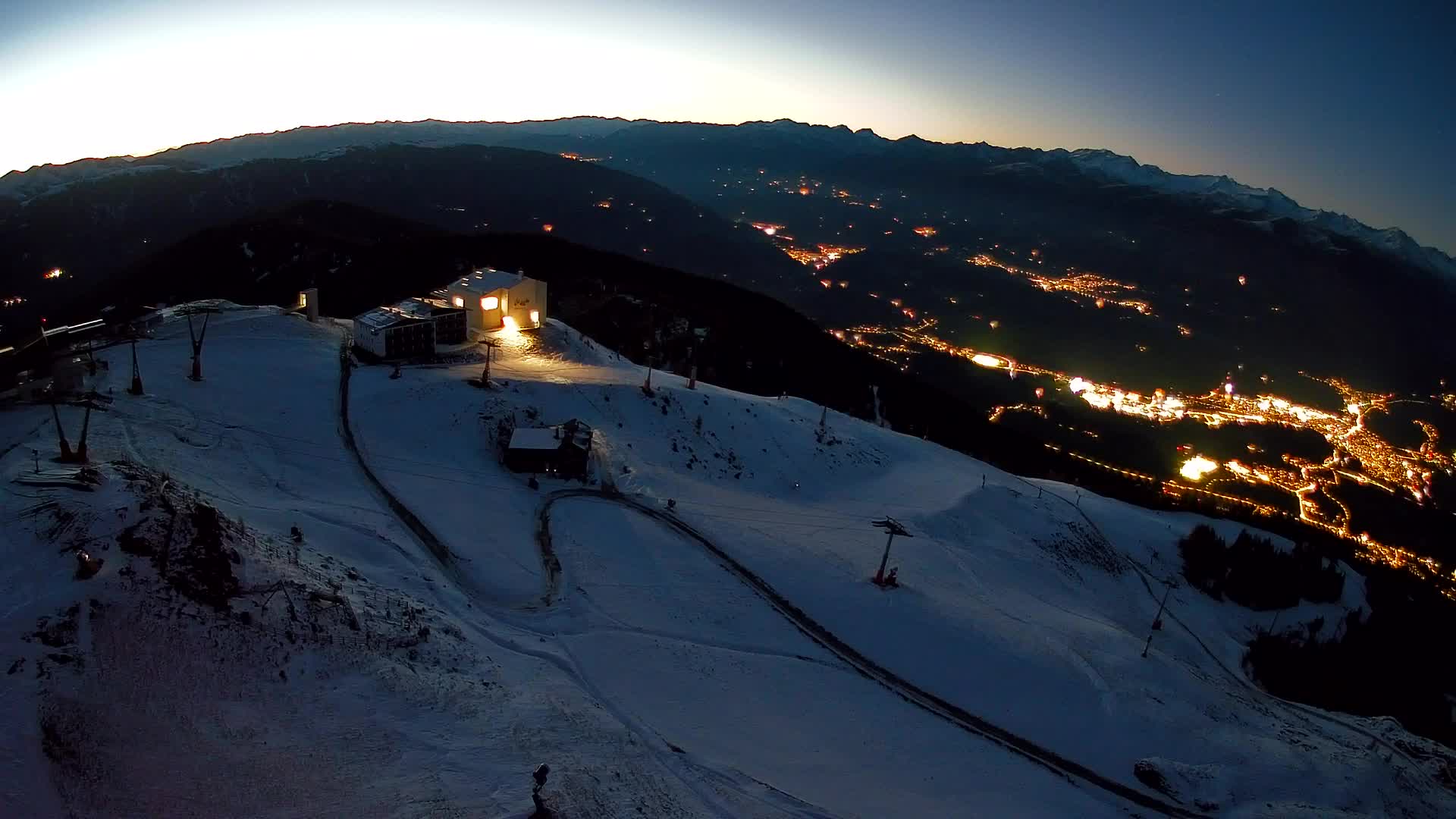 Station de ski Kronplatz sommet | vue sur Brunico
