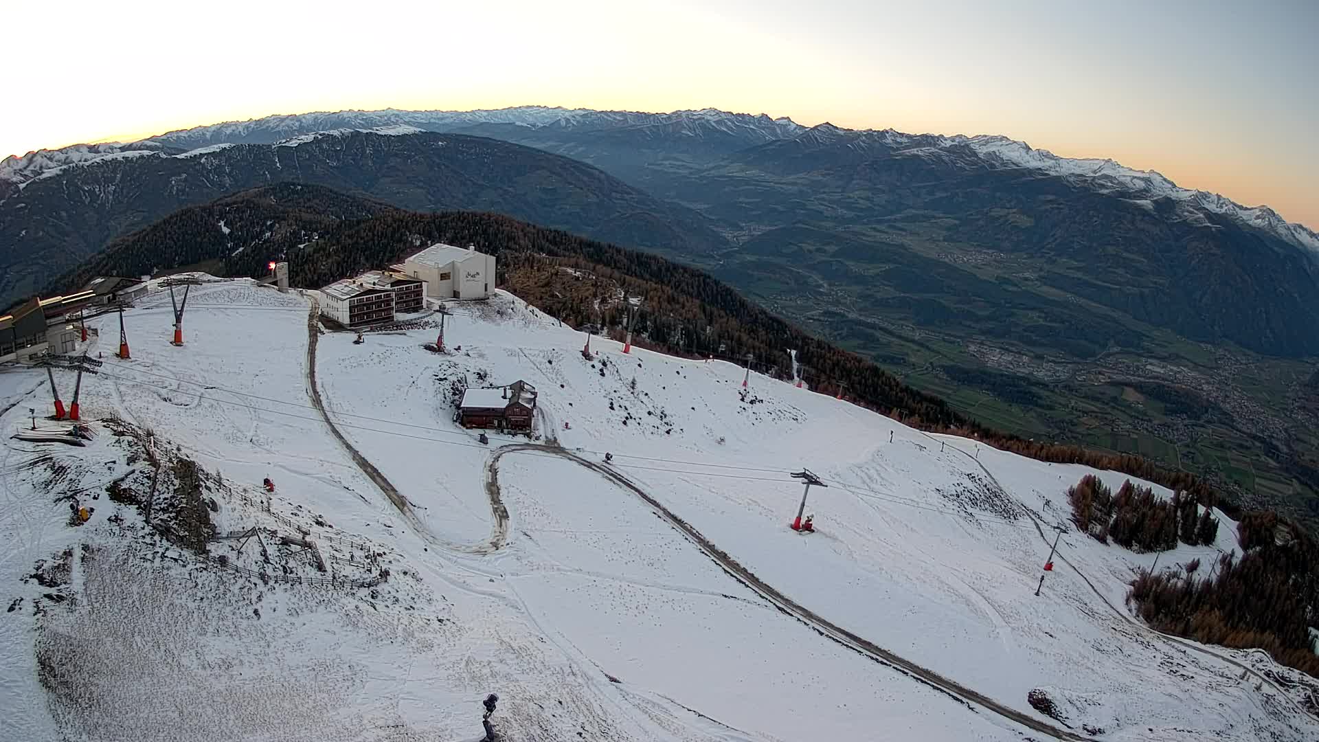 Station de ski Kronplatz sommet | vue sur Brunico
