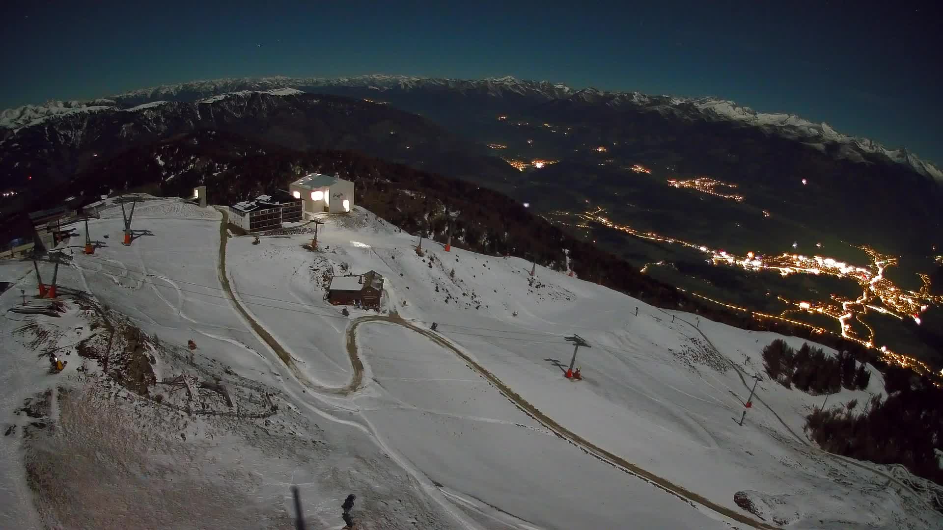 Kronplatz peak Ski resort | view to Bruneck