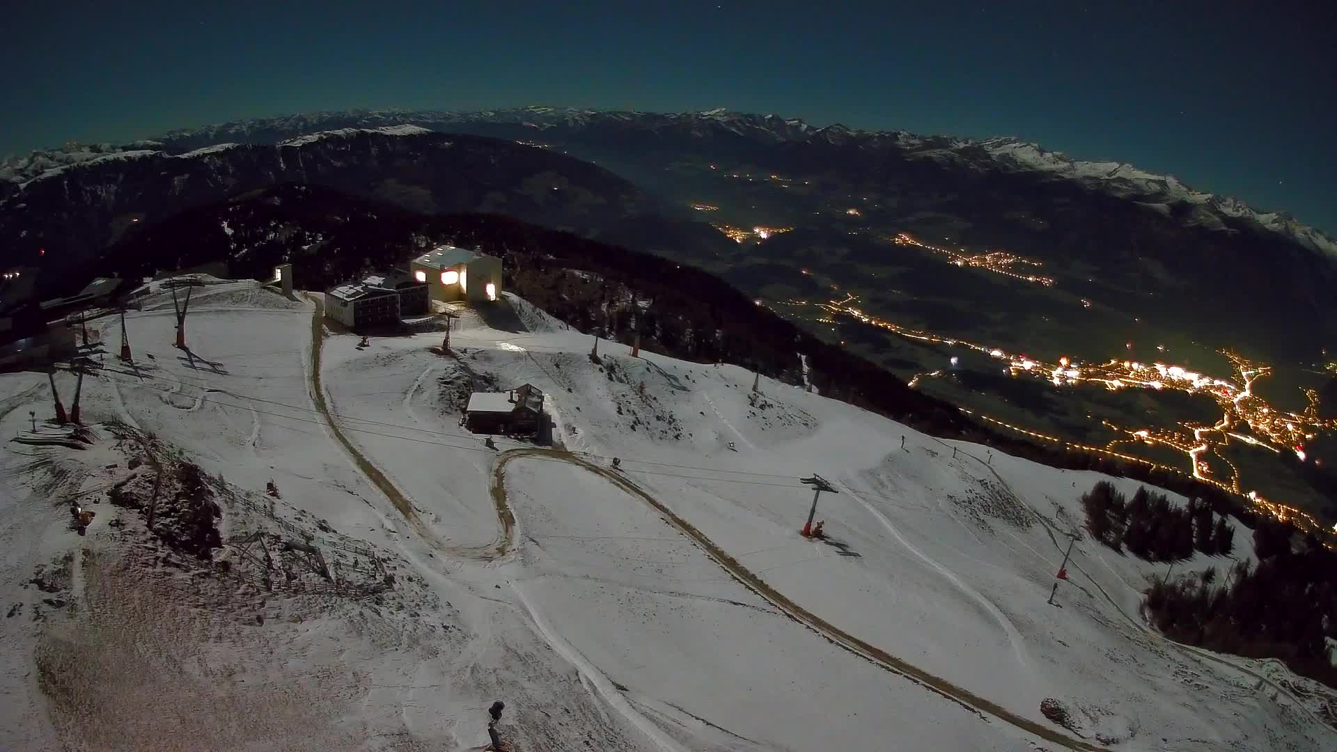 Kronplatz peak Ski resort | view to Bruneck