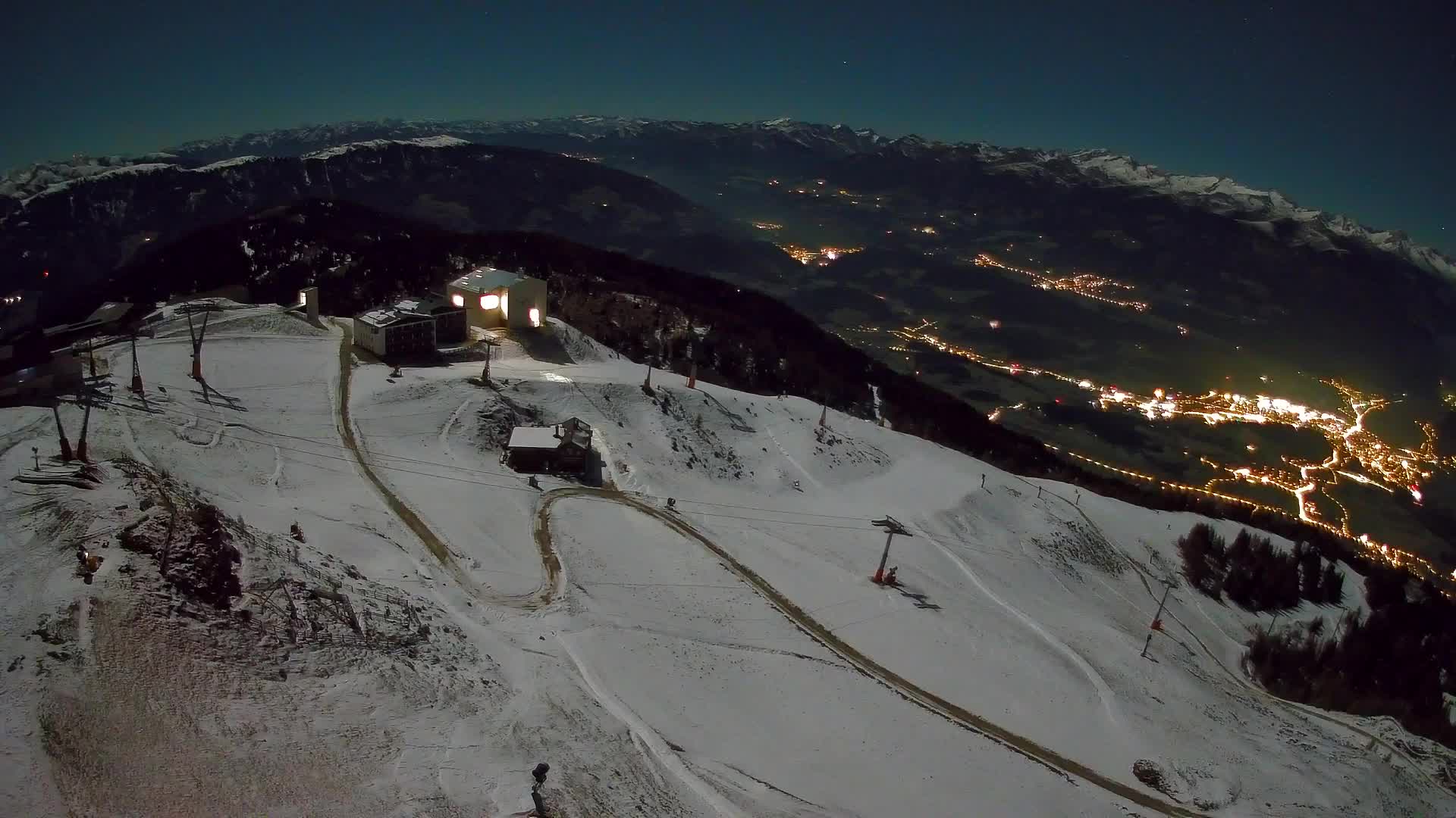 Station de ski Kronplatz sommet | vue sur Brunico