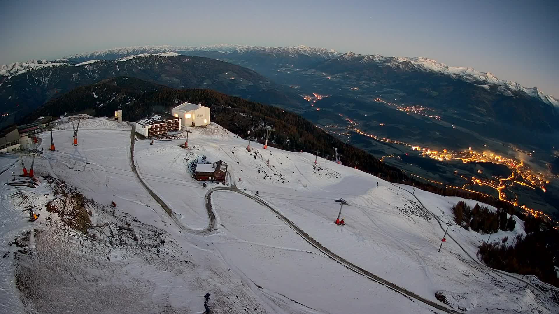 Skigebiet Kronplatz Gipfel | Blick auf Bruneck