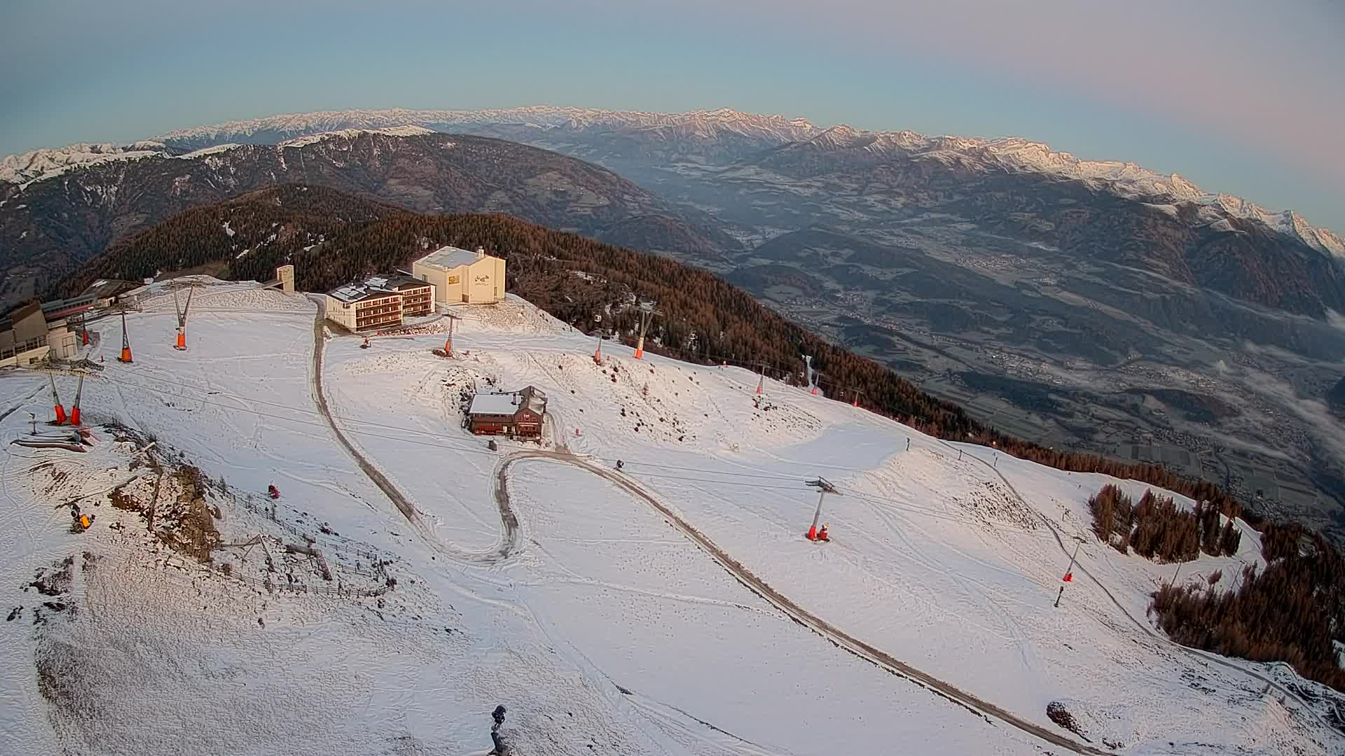 Station de ski Kronplatz sommet | vue sur Brunico