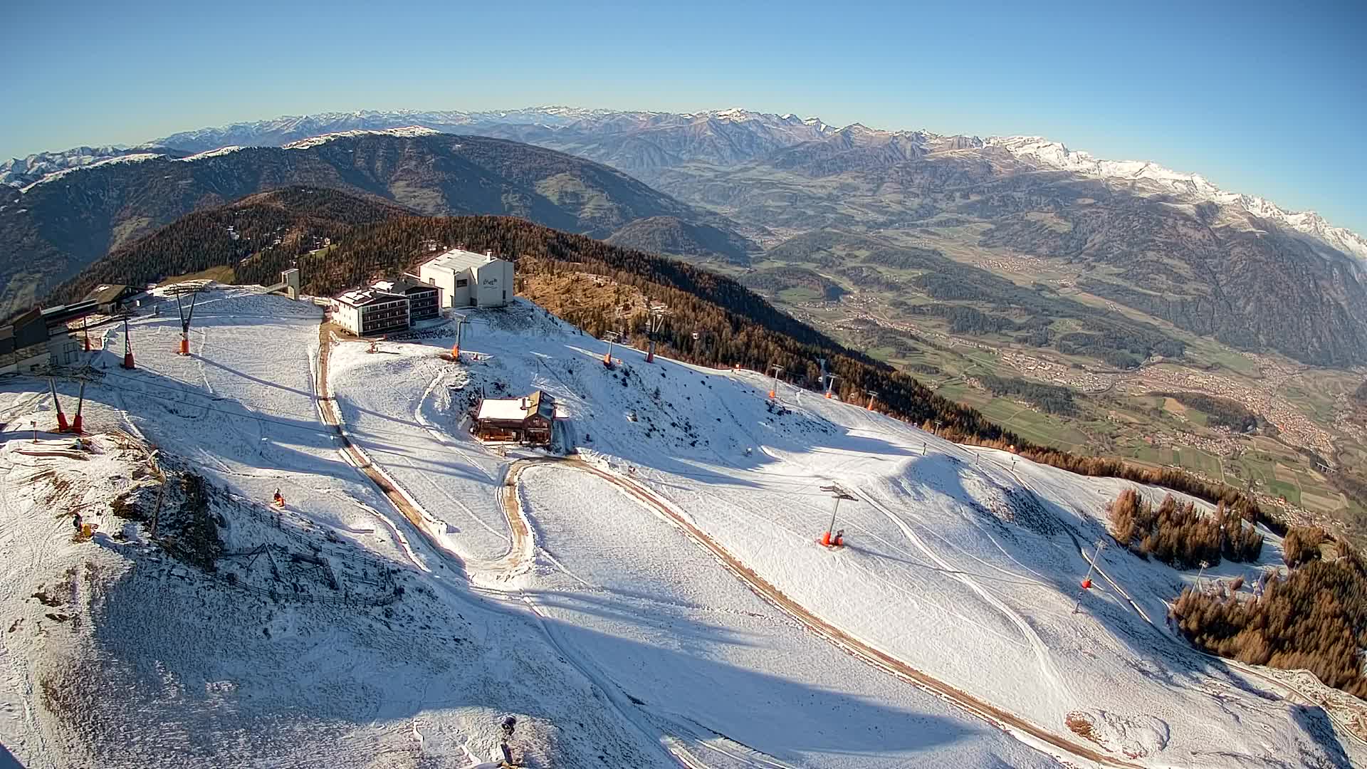 Skigebiet Kronplatz Gipfel | Blick auf Bruneck