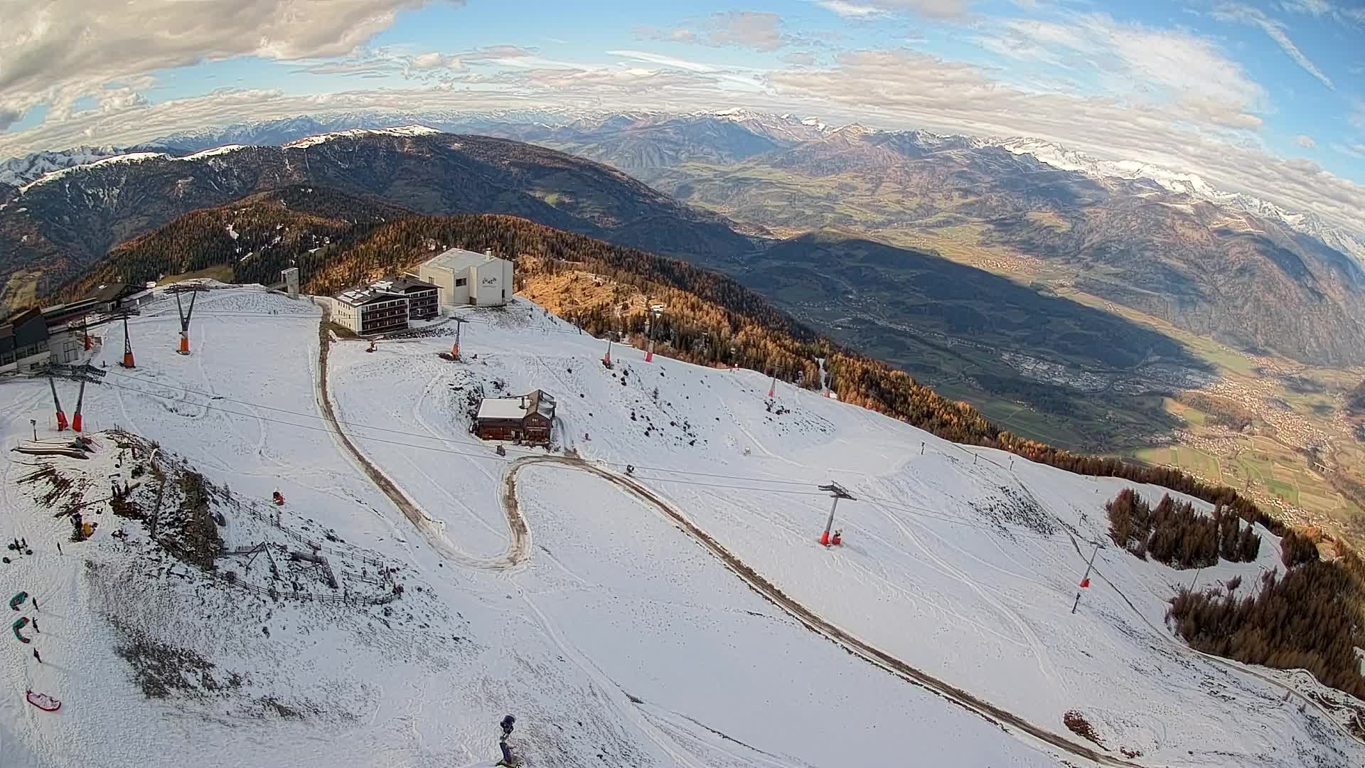 Stazione sciistica di Plan de Corones | vista su Brunico