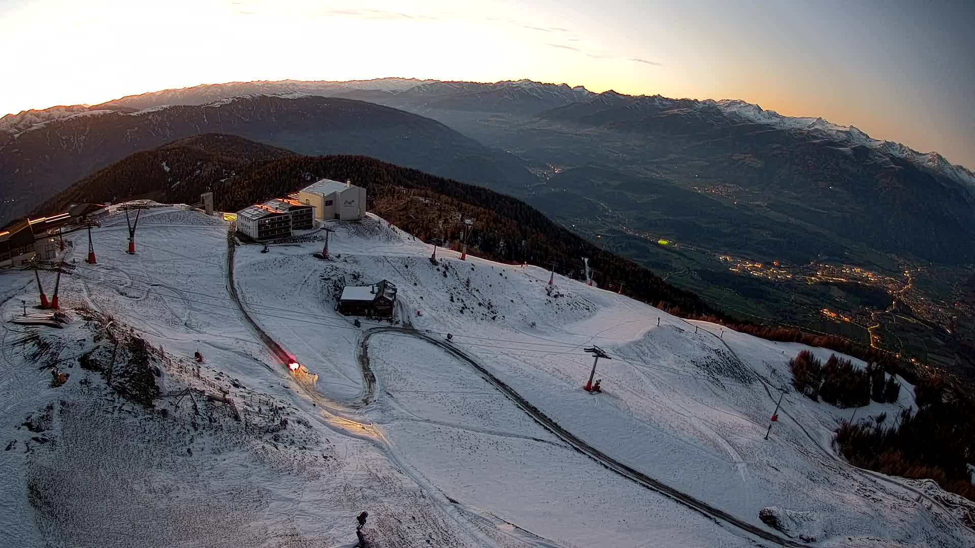 Stazione sciistica di Plan de Corones | vista su Brunico