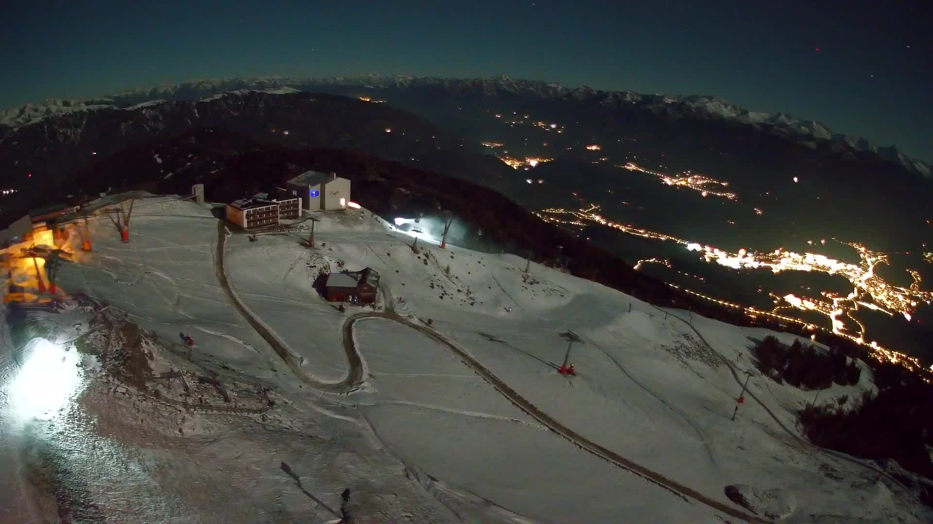 Skigebiet Kronplatz Gipfel | Blick auf Bruneck