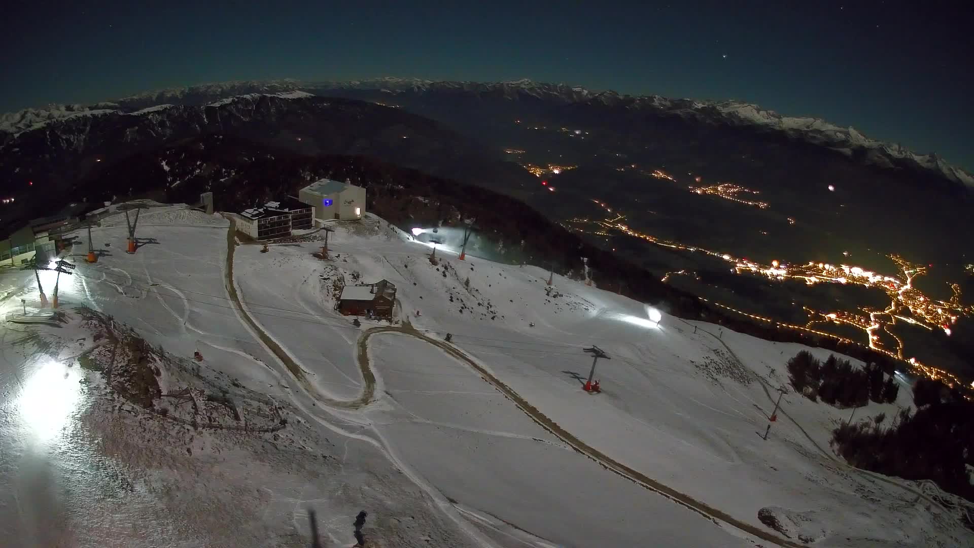 Stazione sciistica di Plan de Corones | vista su Brunico