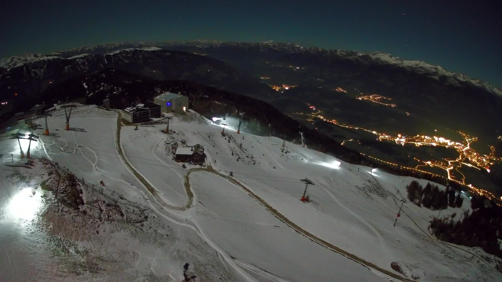 Kronplatz peak Ski resort | view to Bruneck