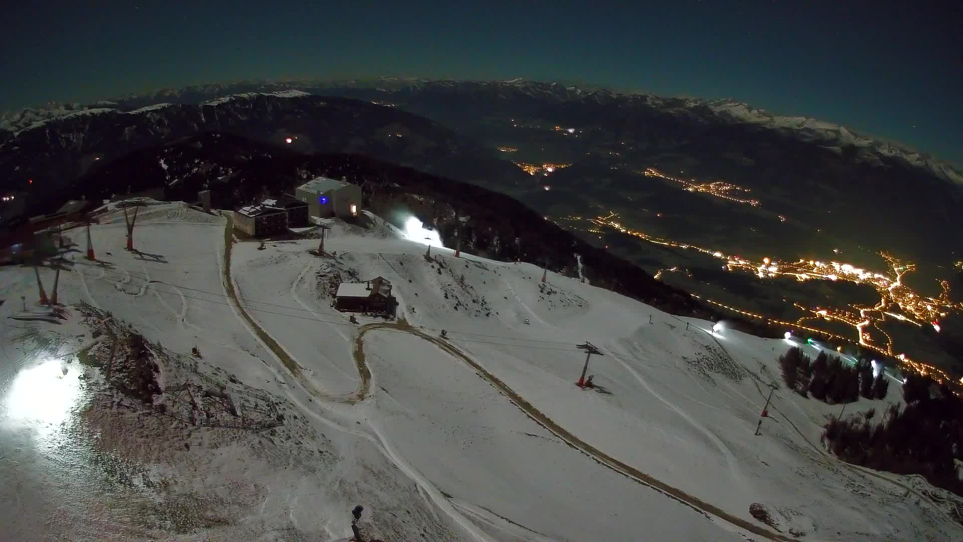 Stazione sciistica di Plan de Corones | vista su Brunico