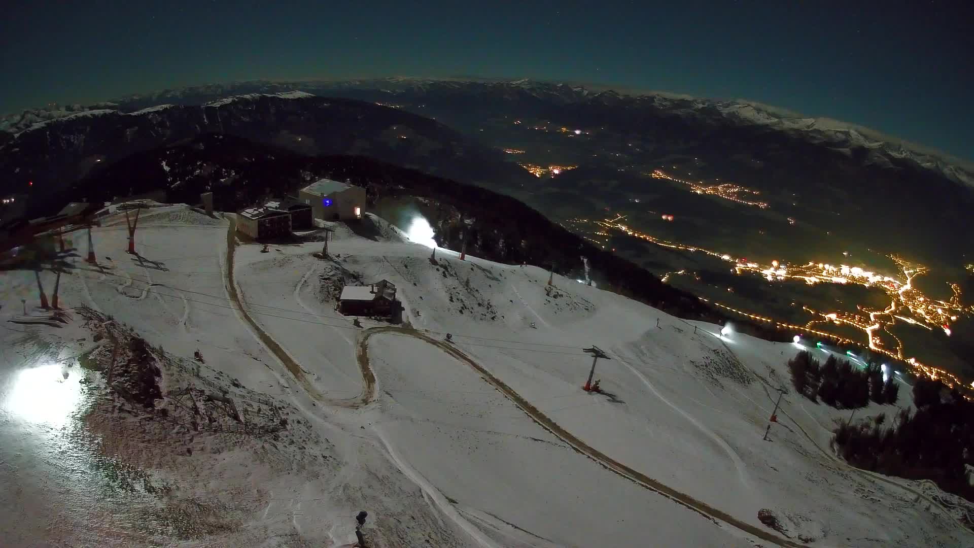 Kronplatz peak Ski resort | view to Bruneck