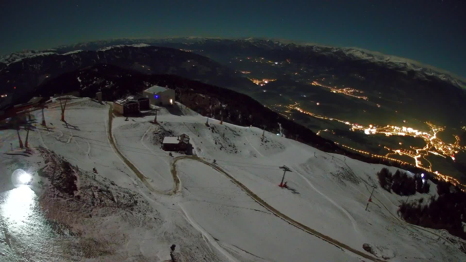 Stazione sciistica di Plan de Corones | vista su Brunico