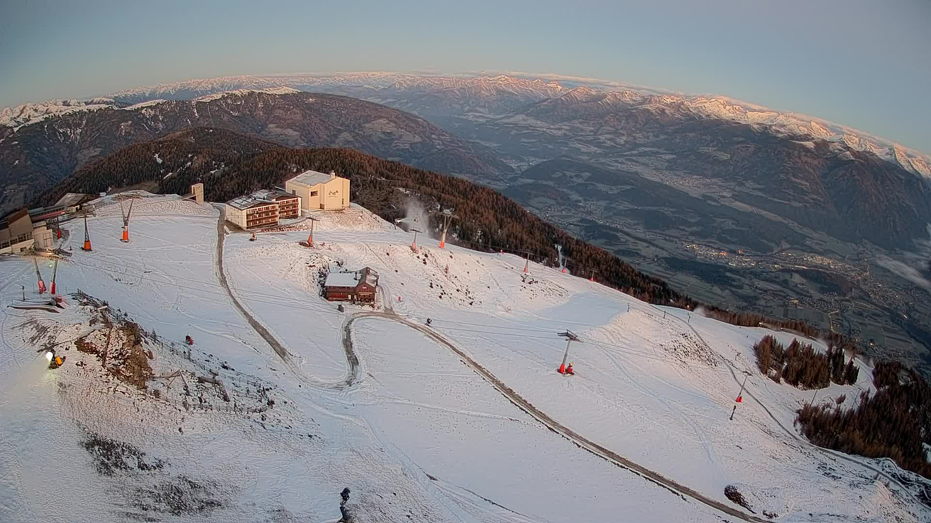 Smučišče Kronplatz – vrh | pogled na Bruneck