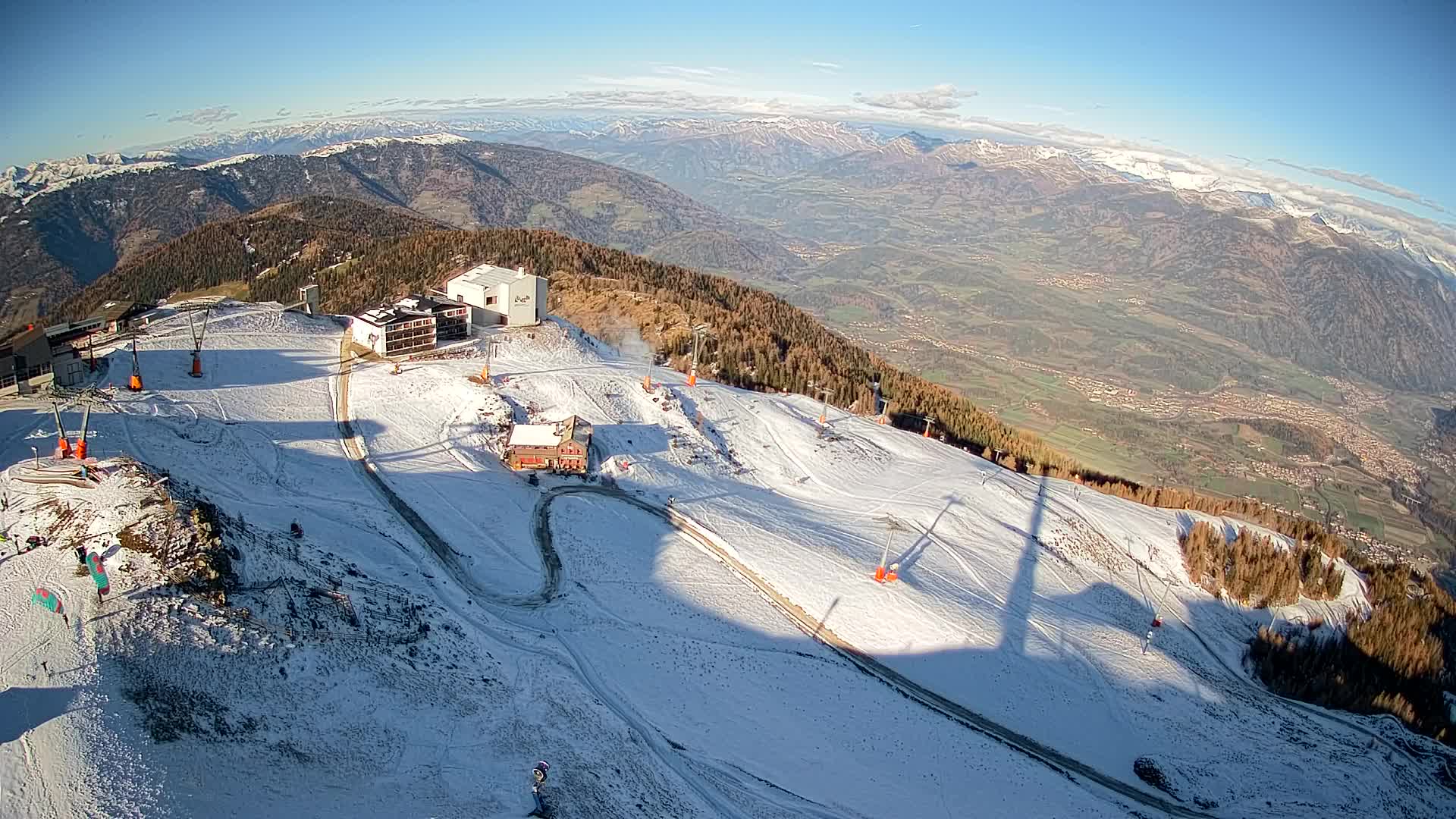 Stazione sciistica di Plan de Corones | vista su Brunico