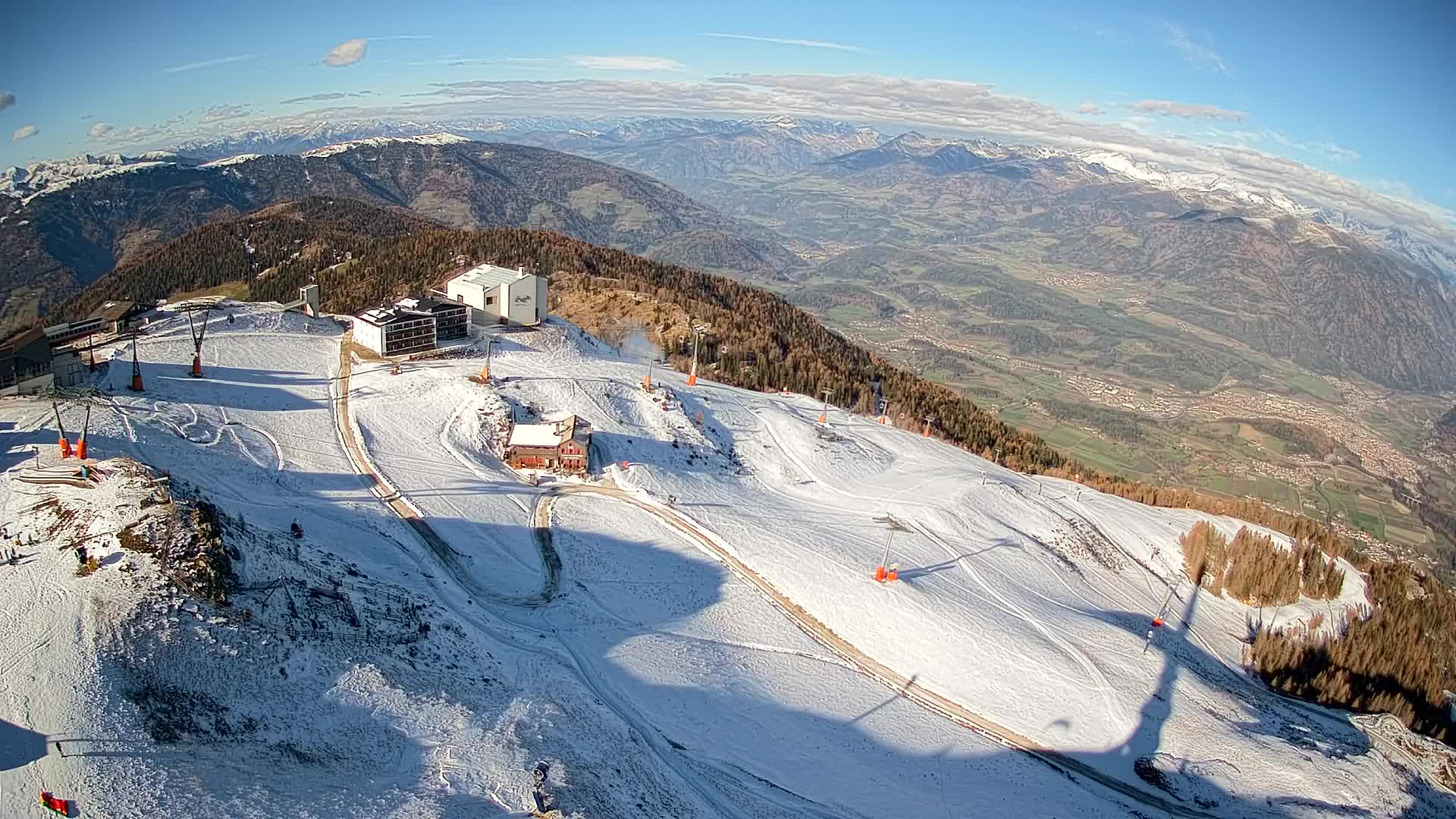 Stazione sciistica di Plan de Corones | vista su Brunico
