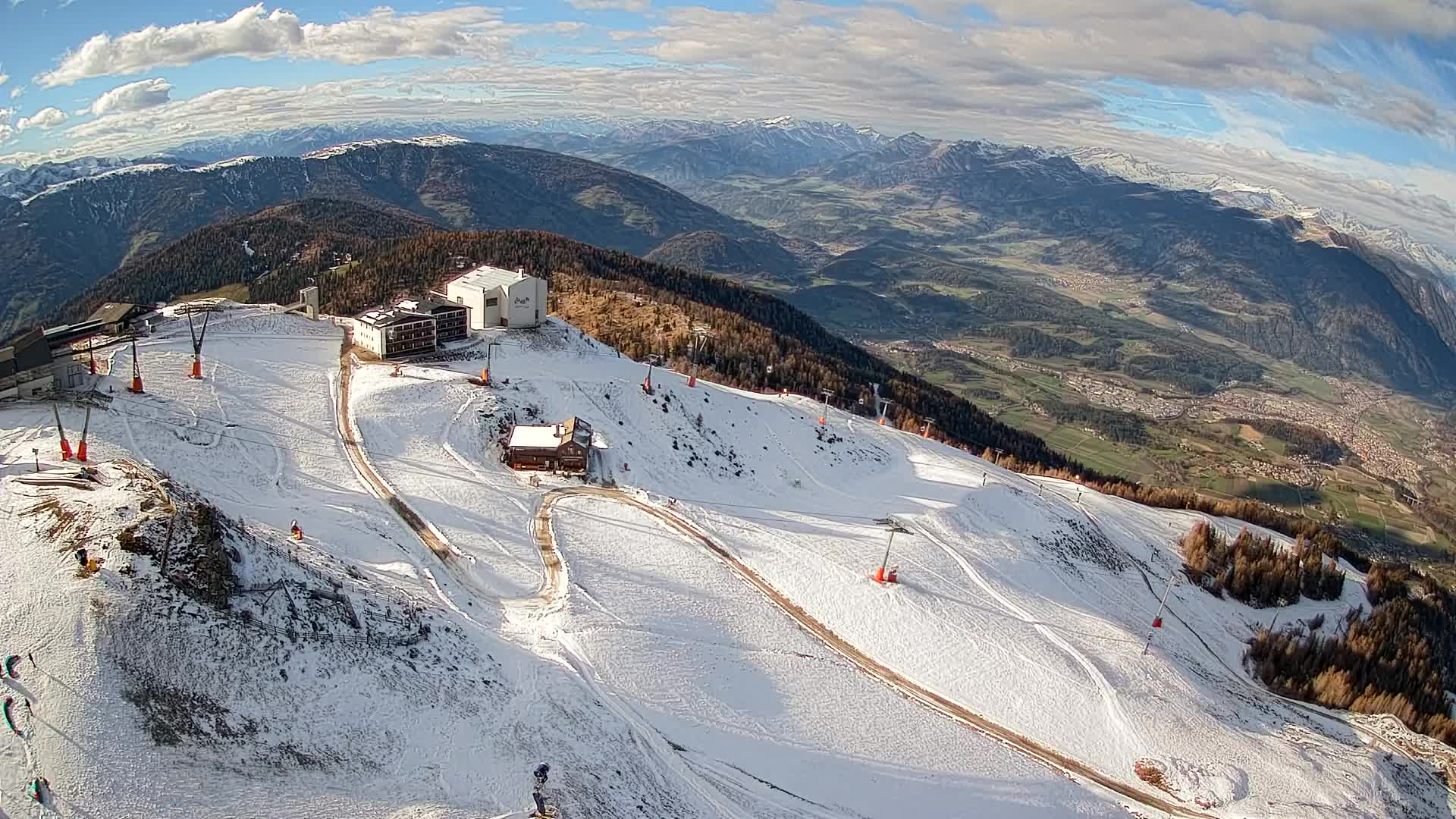 Stazione sciistica di Plan de Corones | vista su Brunico
