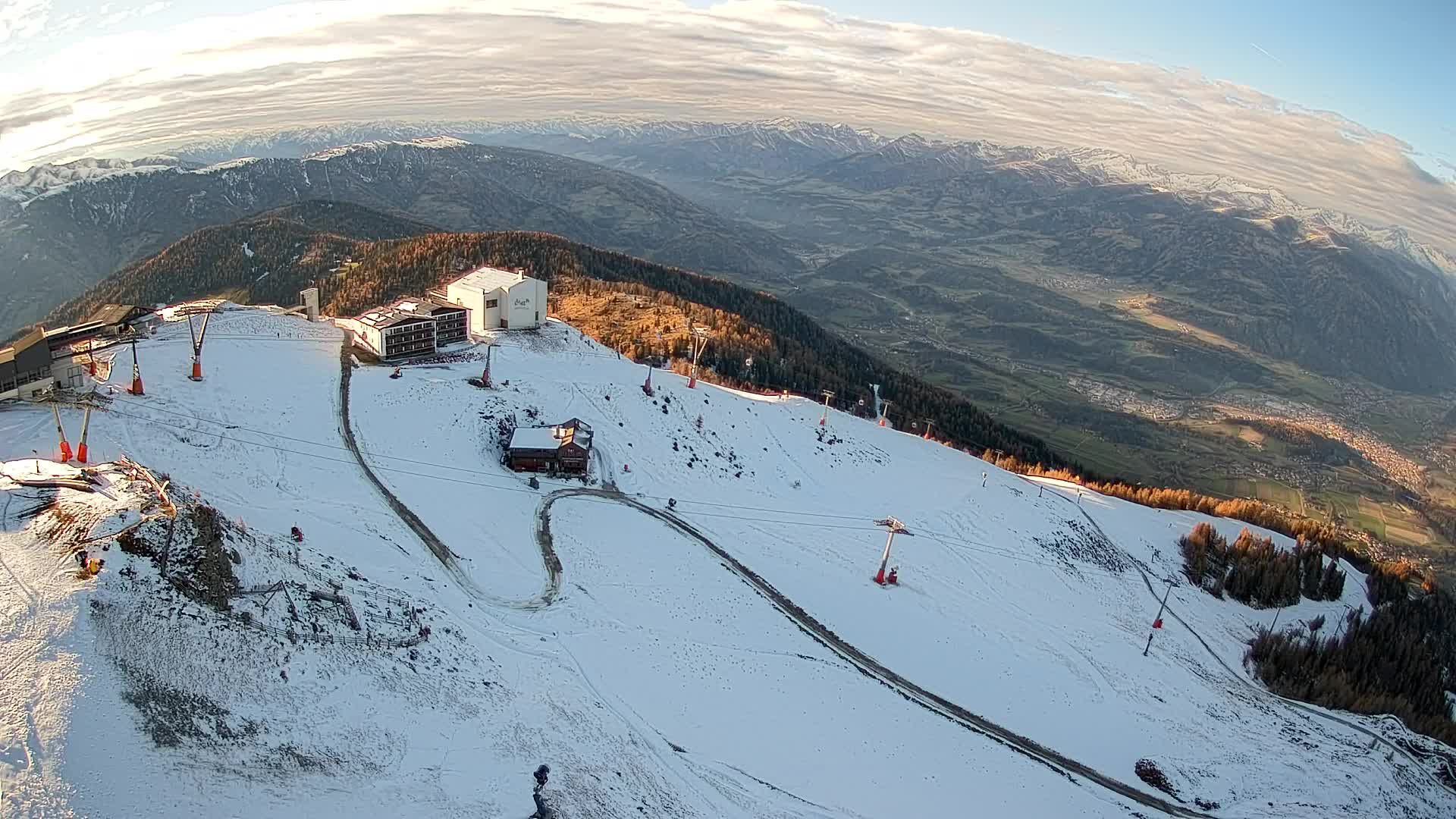 Smučišče Kronplatz – vrh | pogled na Bruneck