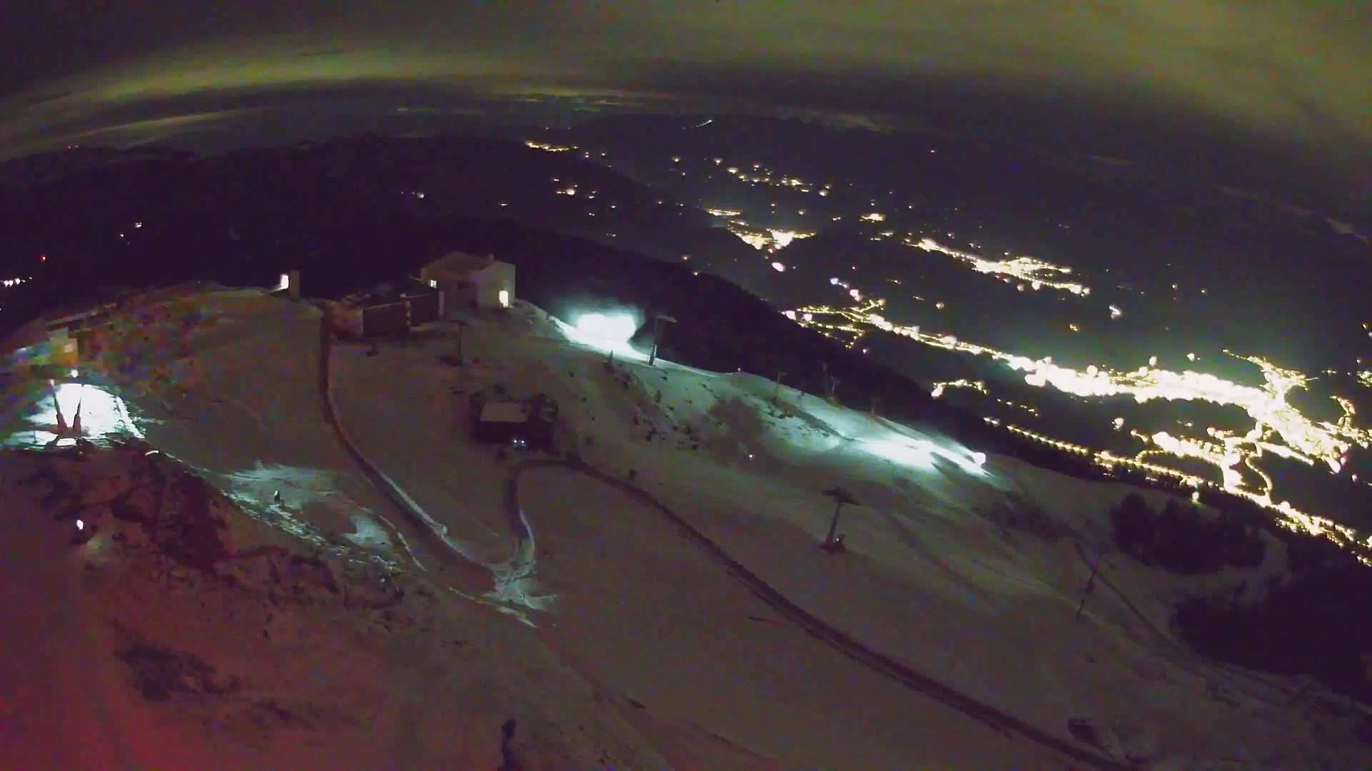 Stazione sciistica di Plan de Corones | vista su Brunico