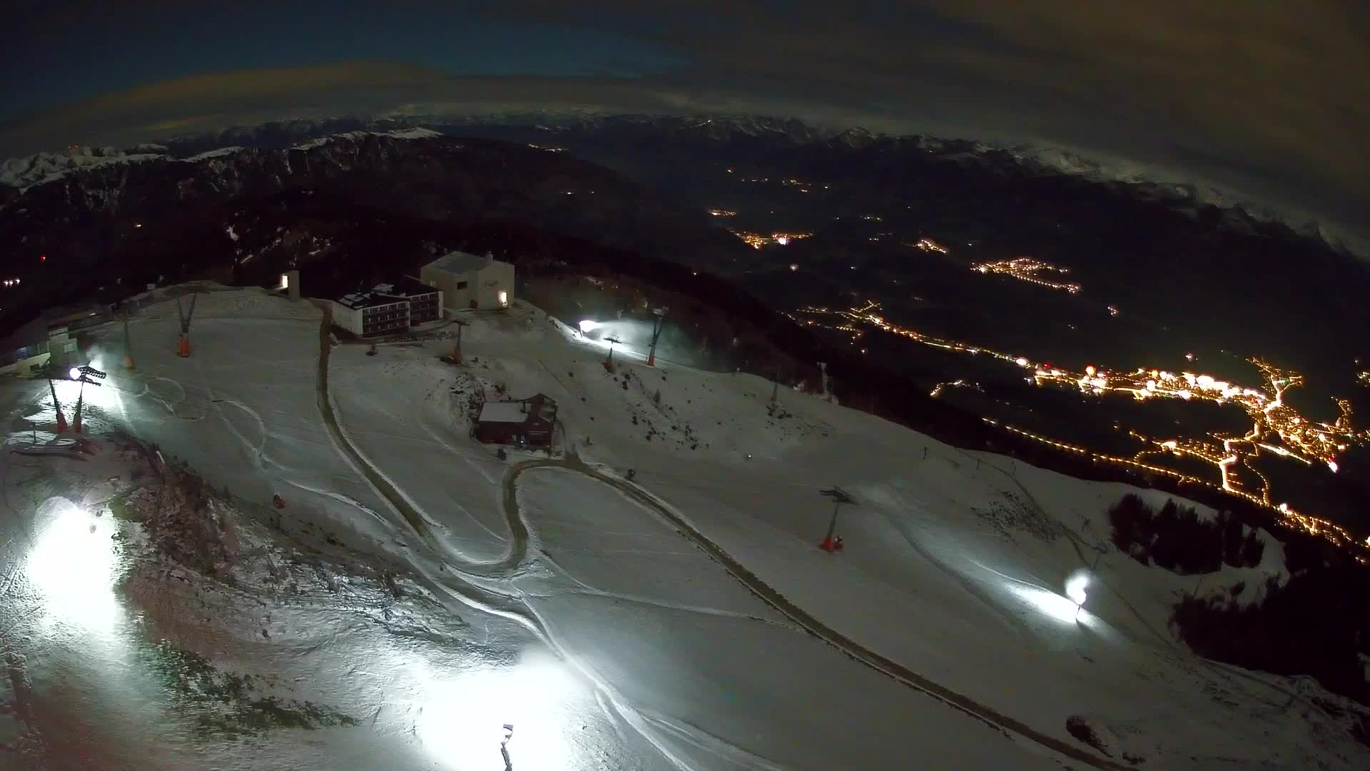 Kronplatz peak Ski resort | view to Bruneck