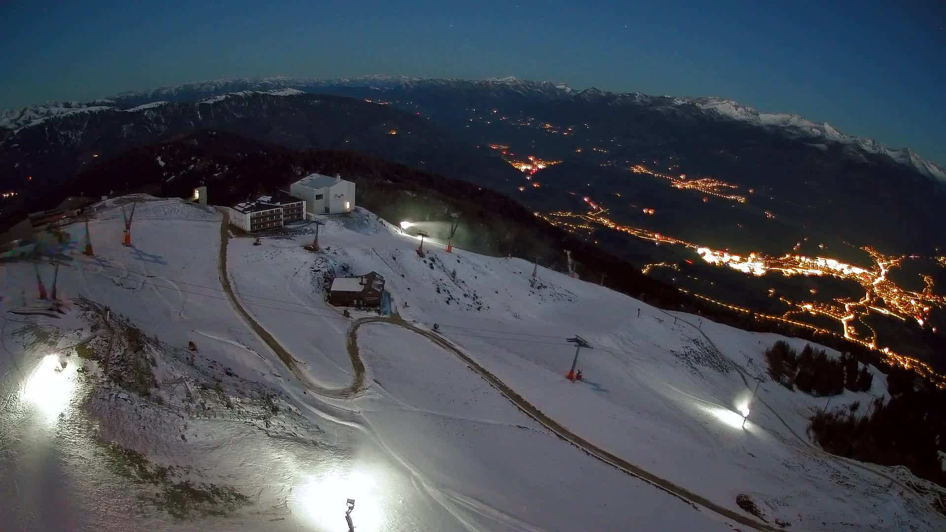 Skigebiet Kronplatz Gipfel | Blick auf Bruneck