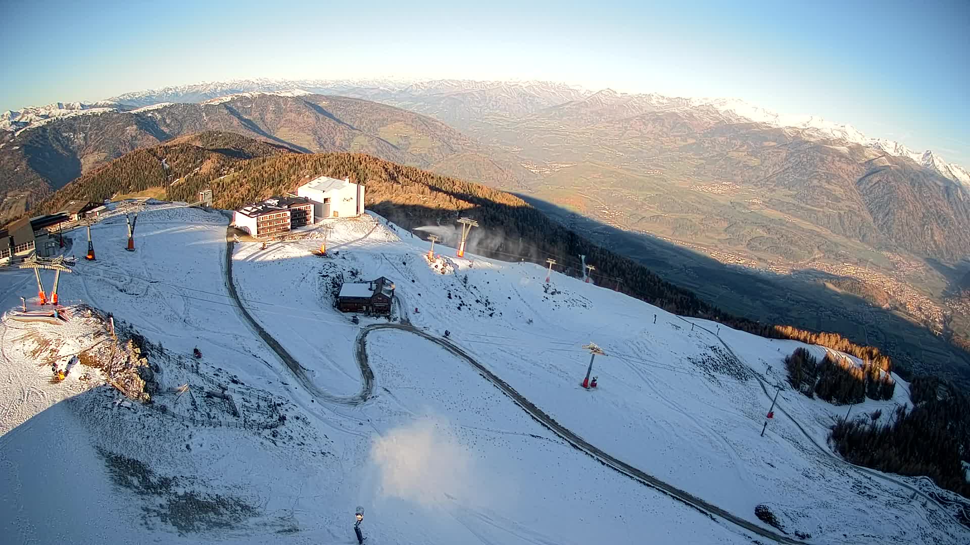 Skigebiet Kronplatz Gipfel | Blick auf Bruneck