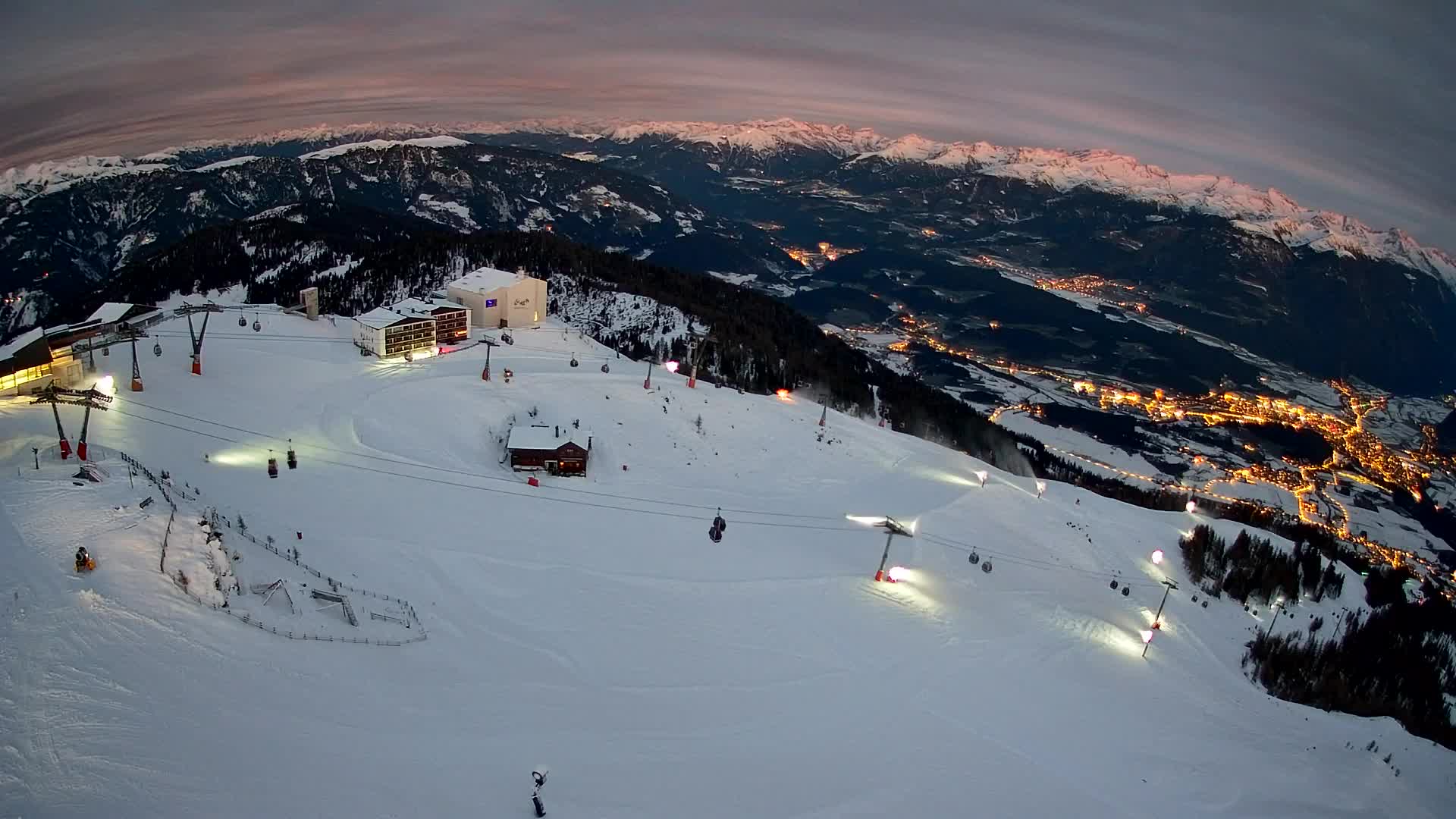 Smučišče Kronplatz – vrh | pogled na Bruneck