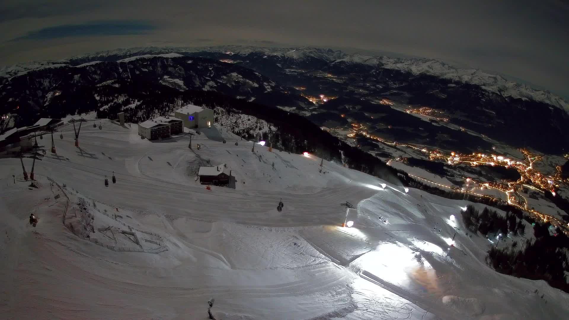 Kronplatz peak Ski resort | view to Bruneck