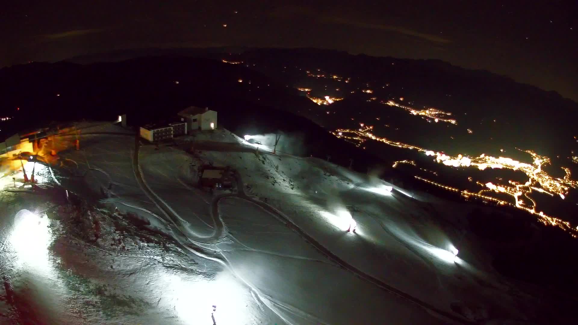 Kronplatz peak Ski resort | view to Bruneck