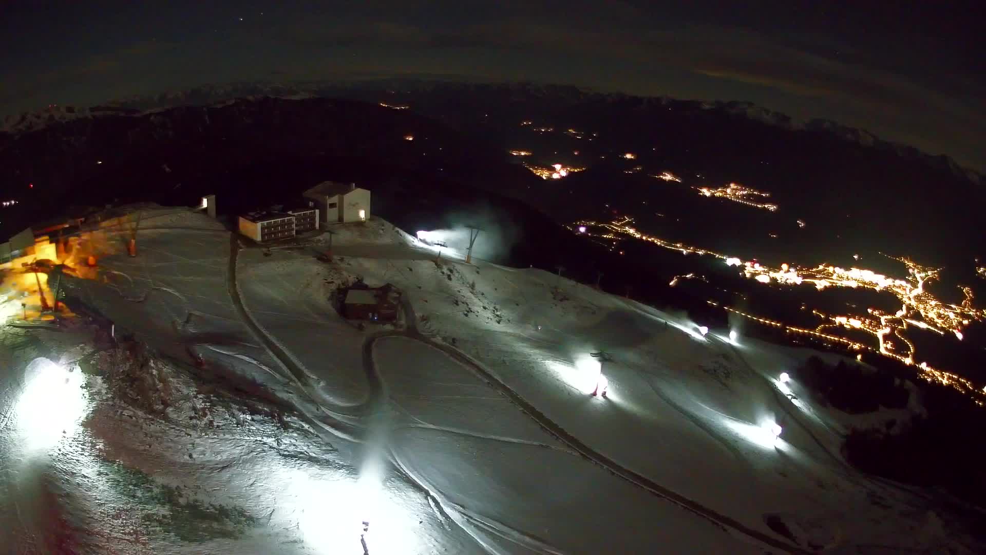 Kronplatz peak Ski resort | view to Bruneck