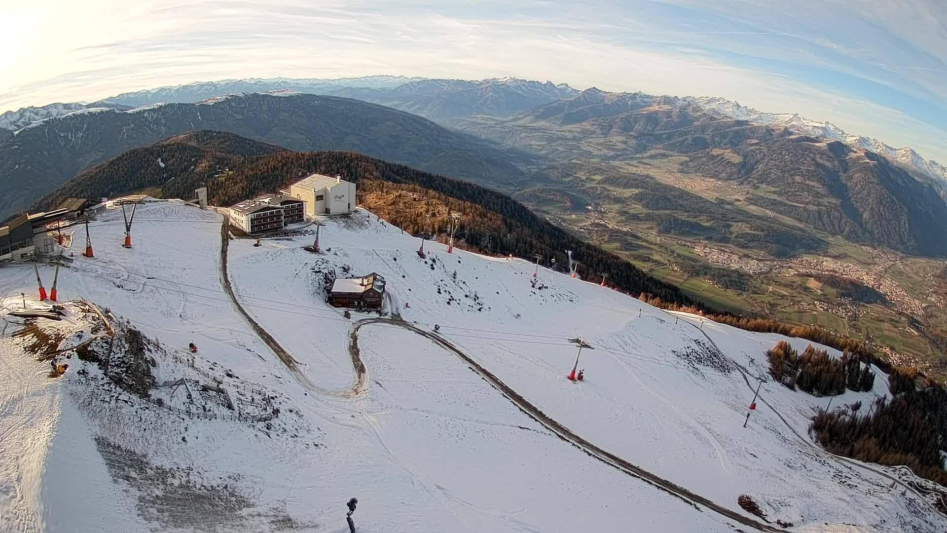 Stazione sciistica di Plan de Corones | vista su Brunico