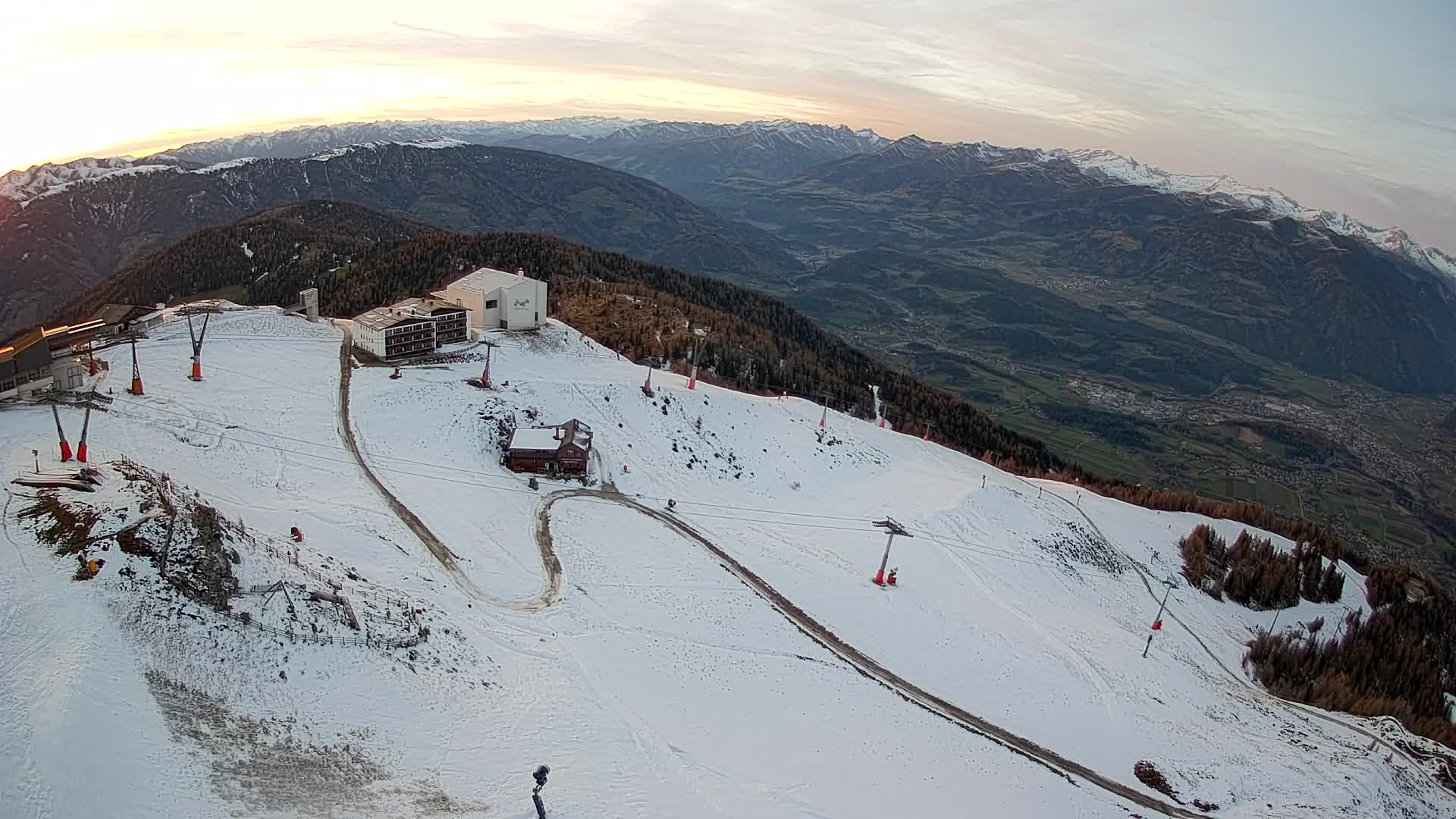Station de ski Kronplatz sommet | vue sur Brunico