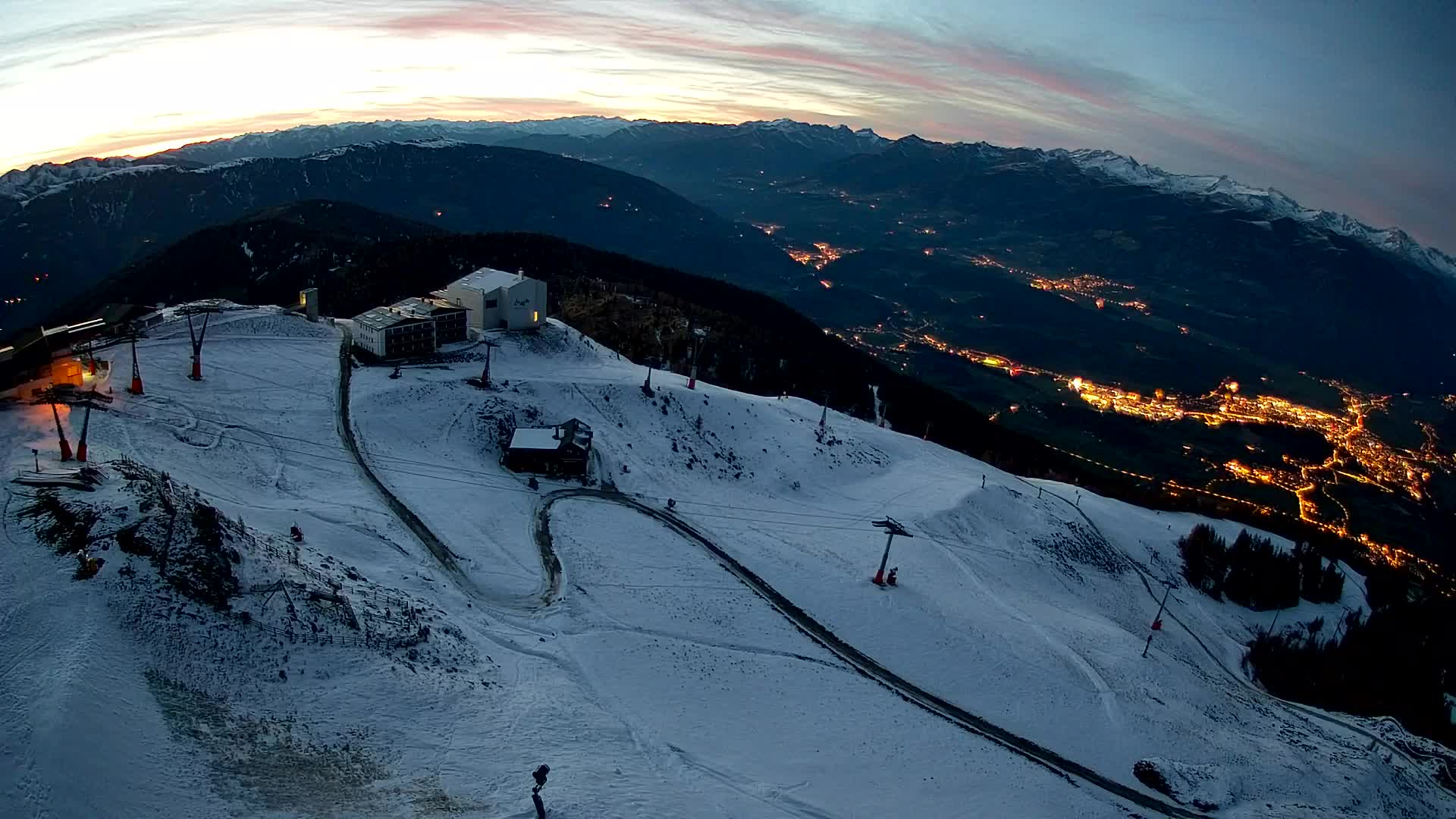 Stazione sciistica di Plan de Corones | vista su Brunico