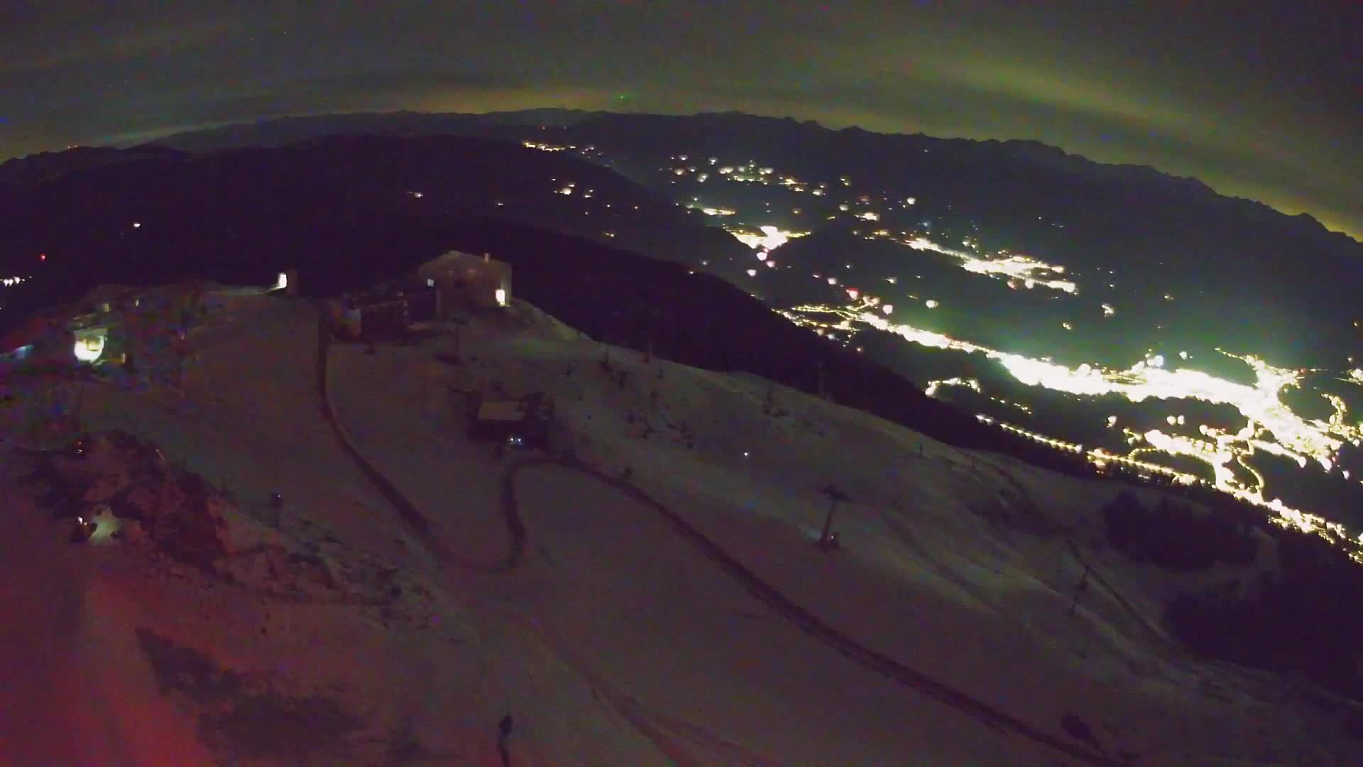 Skigebiet Kronplatz Gipfel | Blick auf Bruneck
