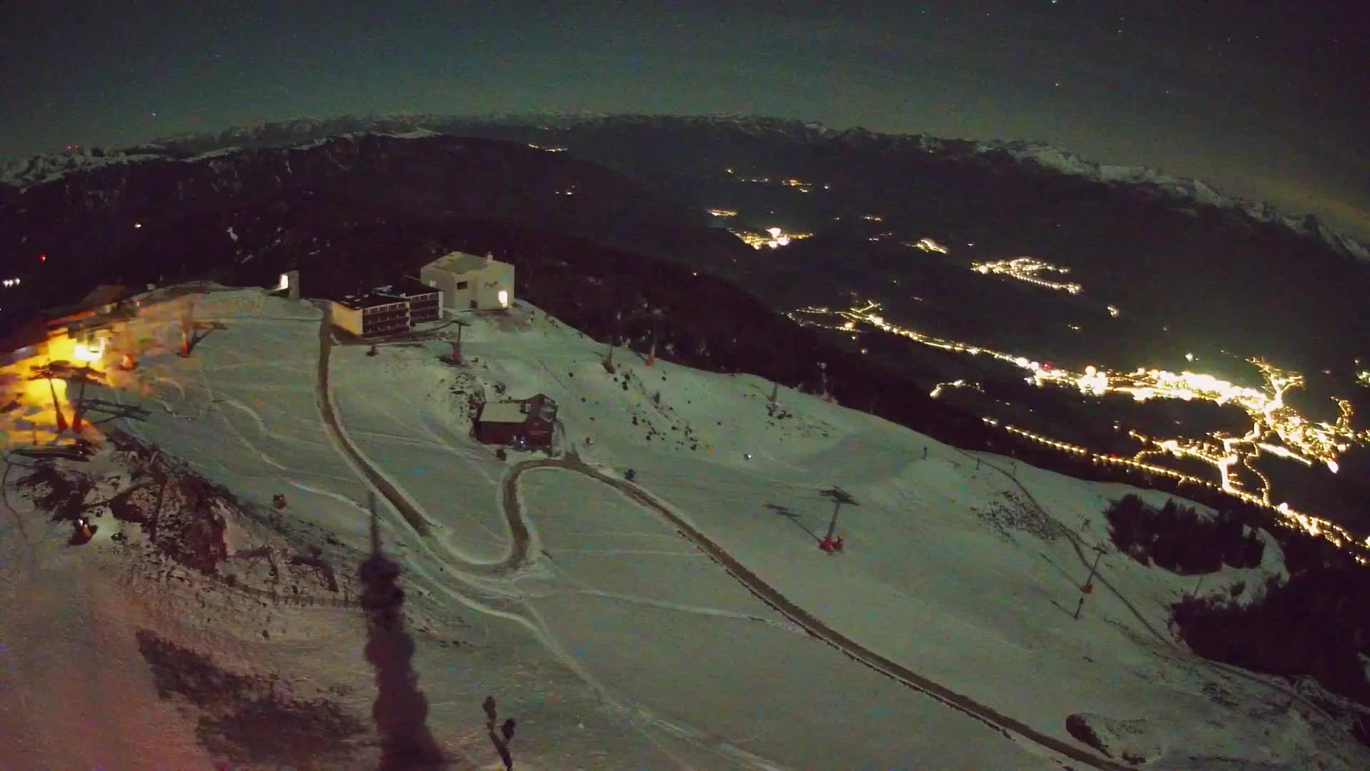 Stazione sciistica di Plan de Corones | vista su Brunico