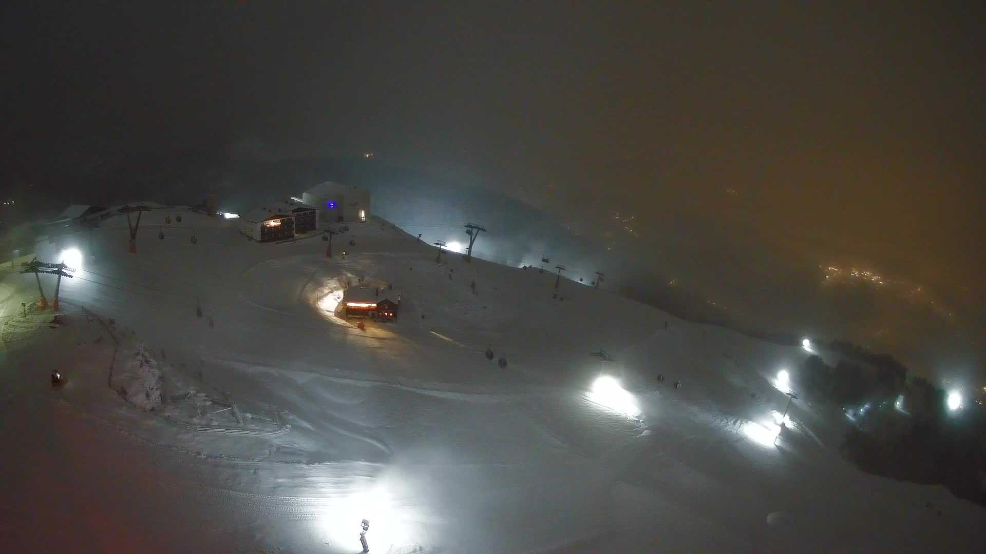 Kronplatz peak Ski resort | view to Bruneck