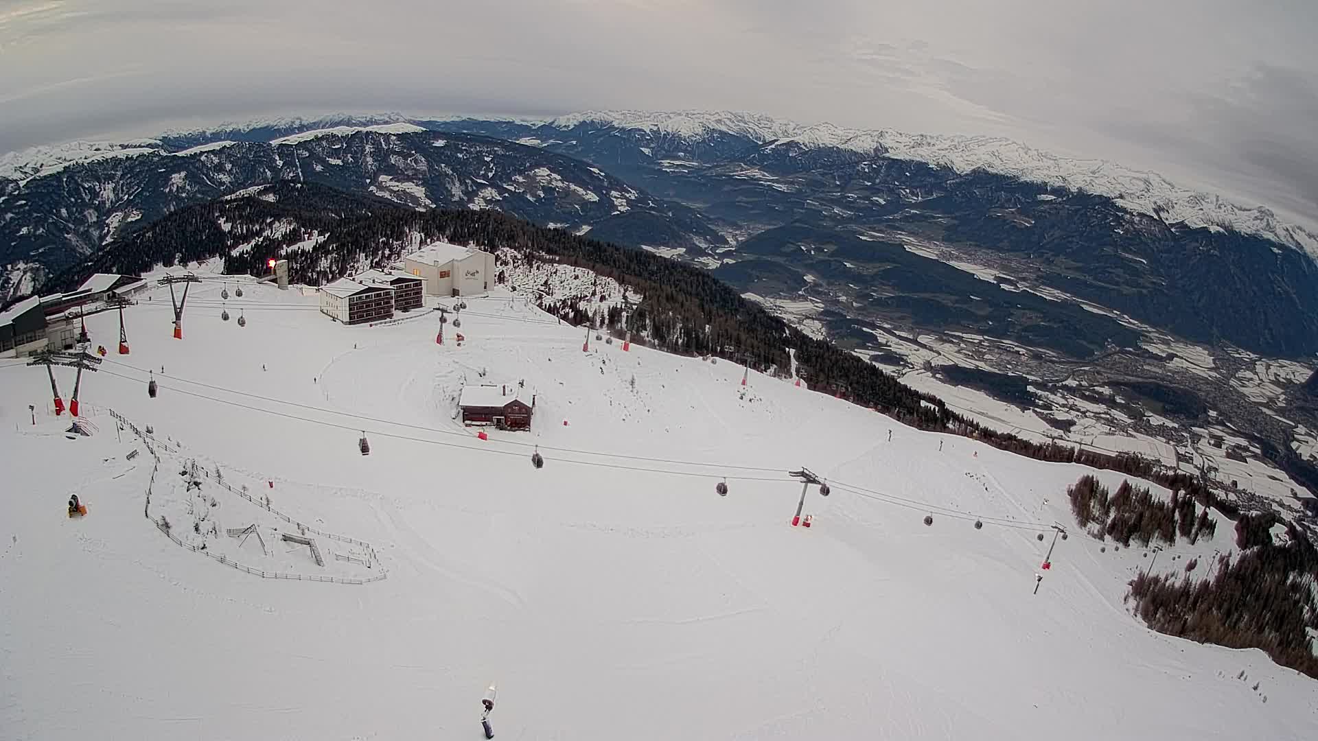 Station de ski Kronplatz sommet | vue sur Brunico