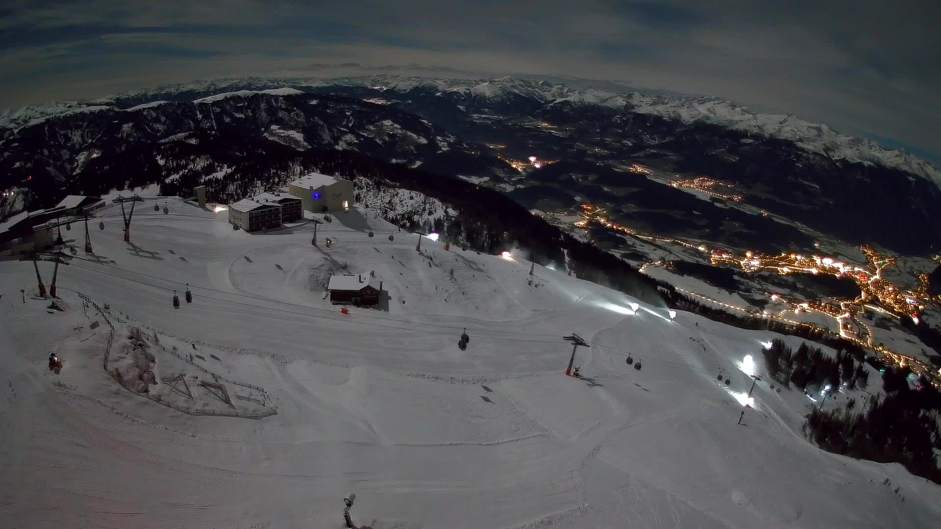Kronplatz peak Ski resort | view to Bruneck