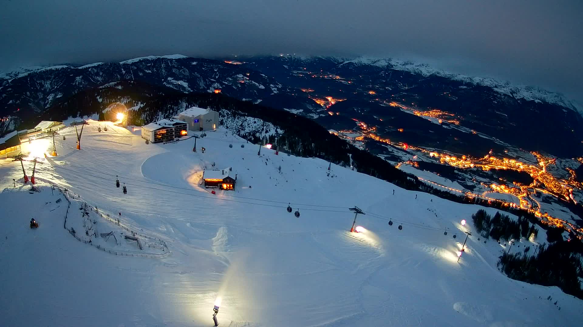 Smučišče Kronplatz – vrh | pogled na Bruneck
