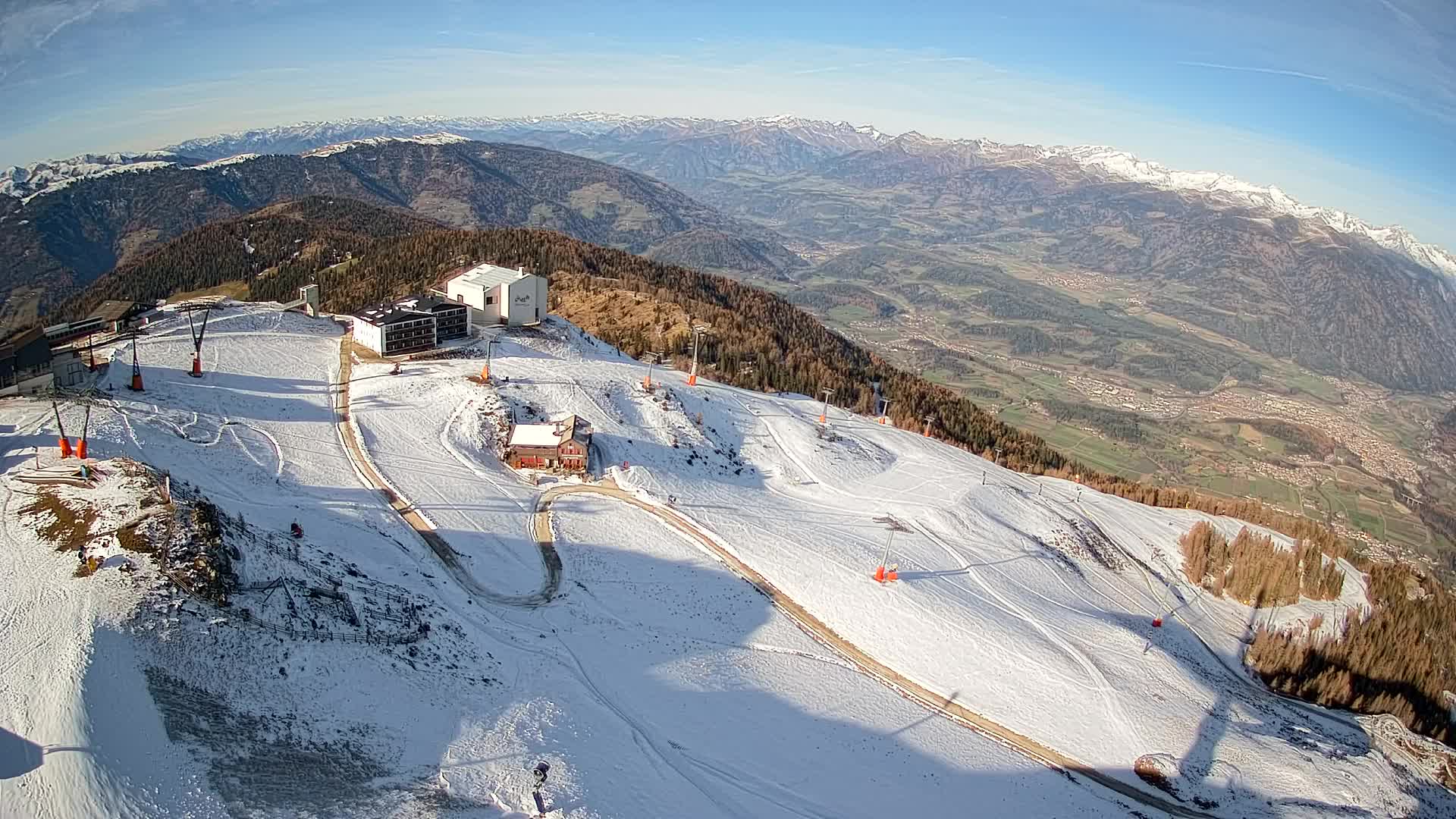 Skigebiet Kronplatz Gipfel | Blick auf Bruneck