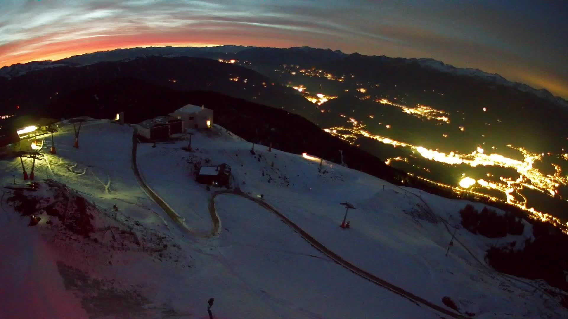 Skigebiet Kronplatz Gipfel | Blick auf Bruneck