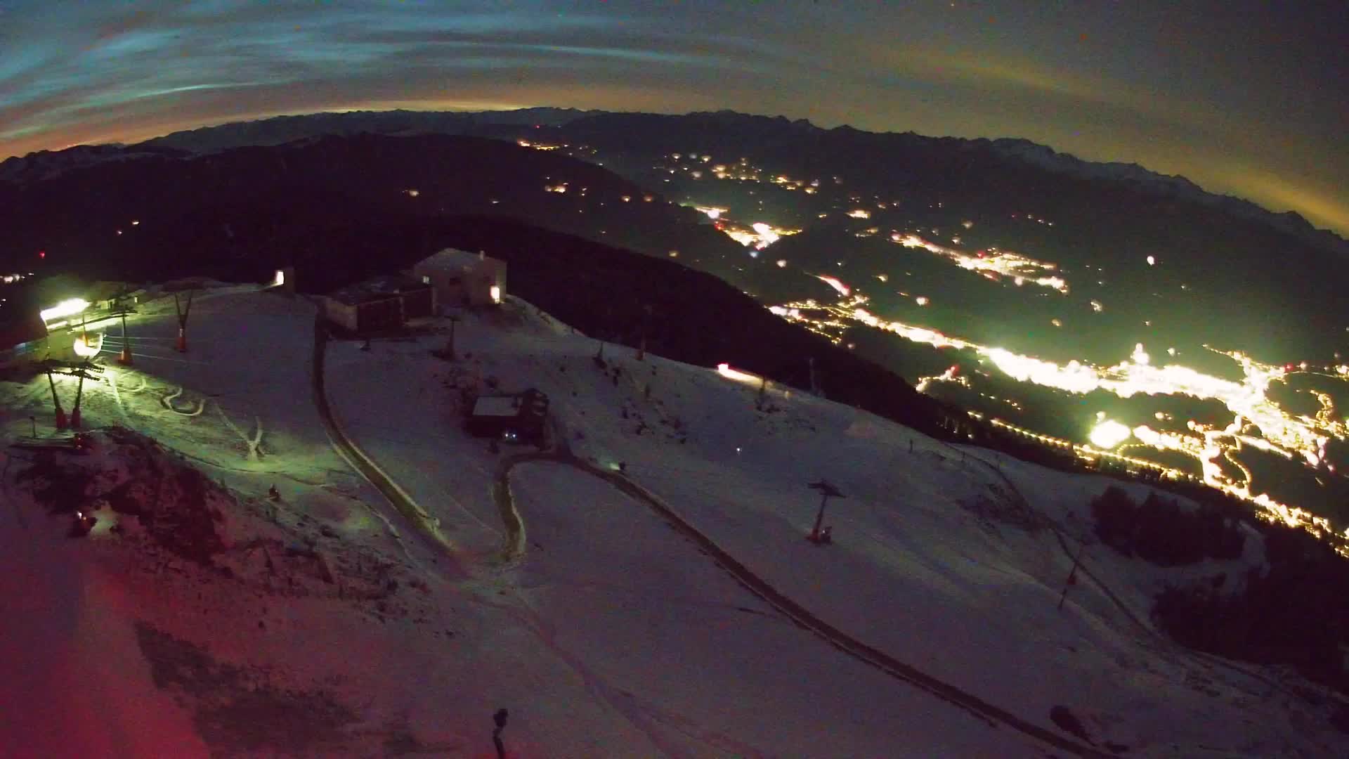 Skigebiet Kronplatz Gipfel | Blick auf Bruneck