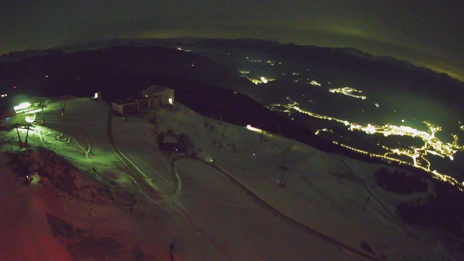 Stazione sciistica di Plan de Corones | vista su Brunico