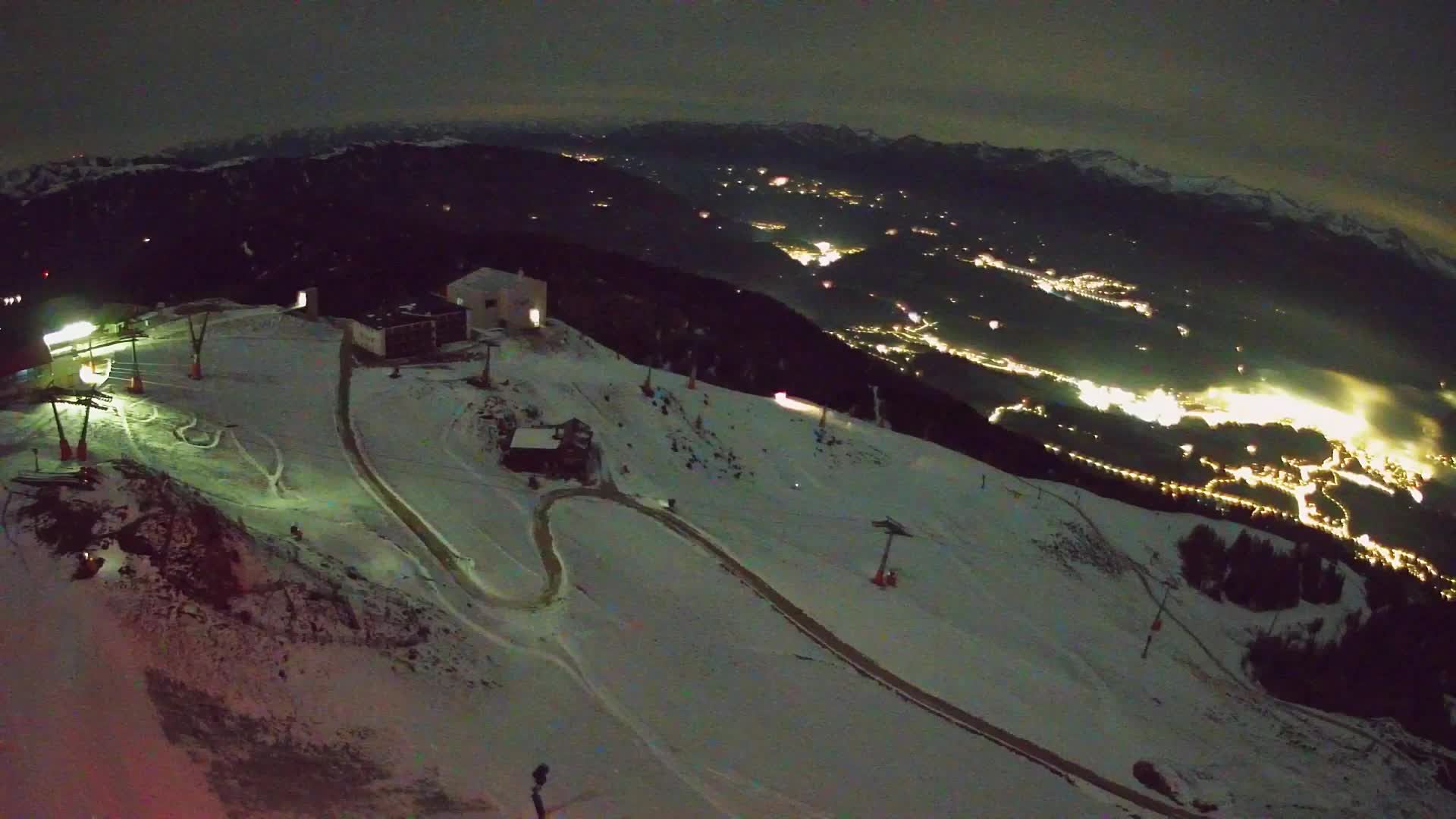 Stazione sciistica di Plan de Corones | vista su Brunico