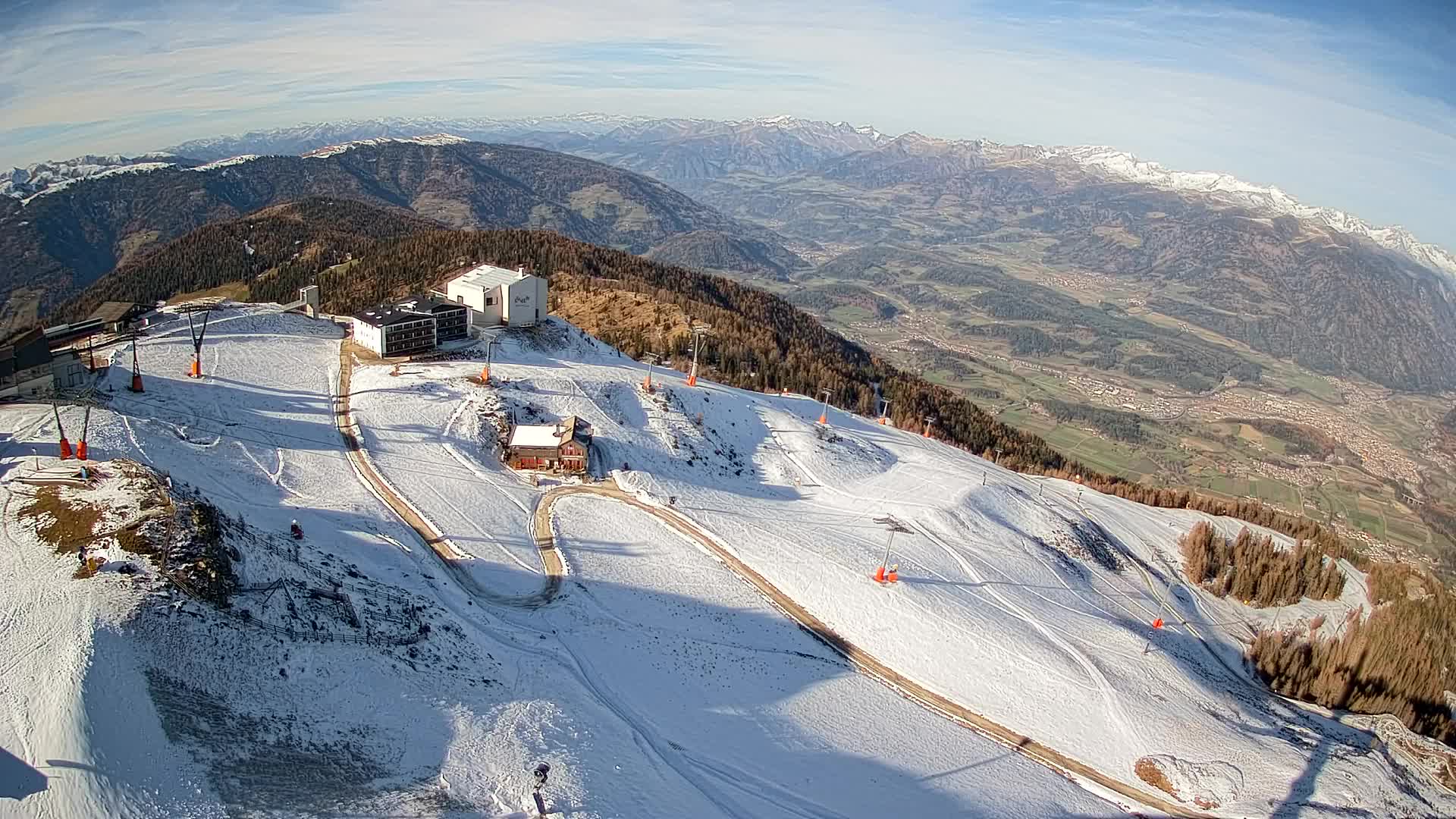 Stazione sciistica di Plan de Corones | vista su Brunico